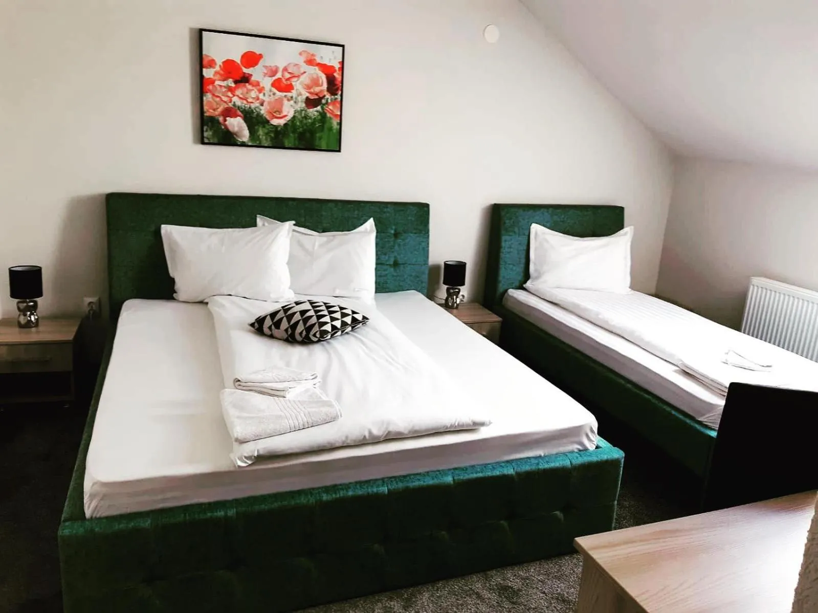 Bed in Pensiunea La Gagea