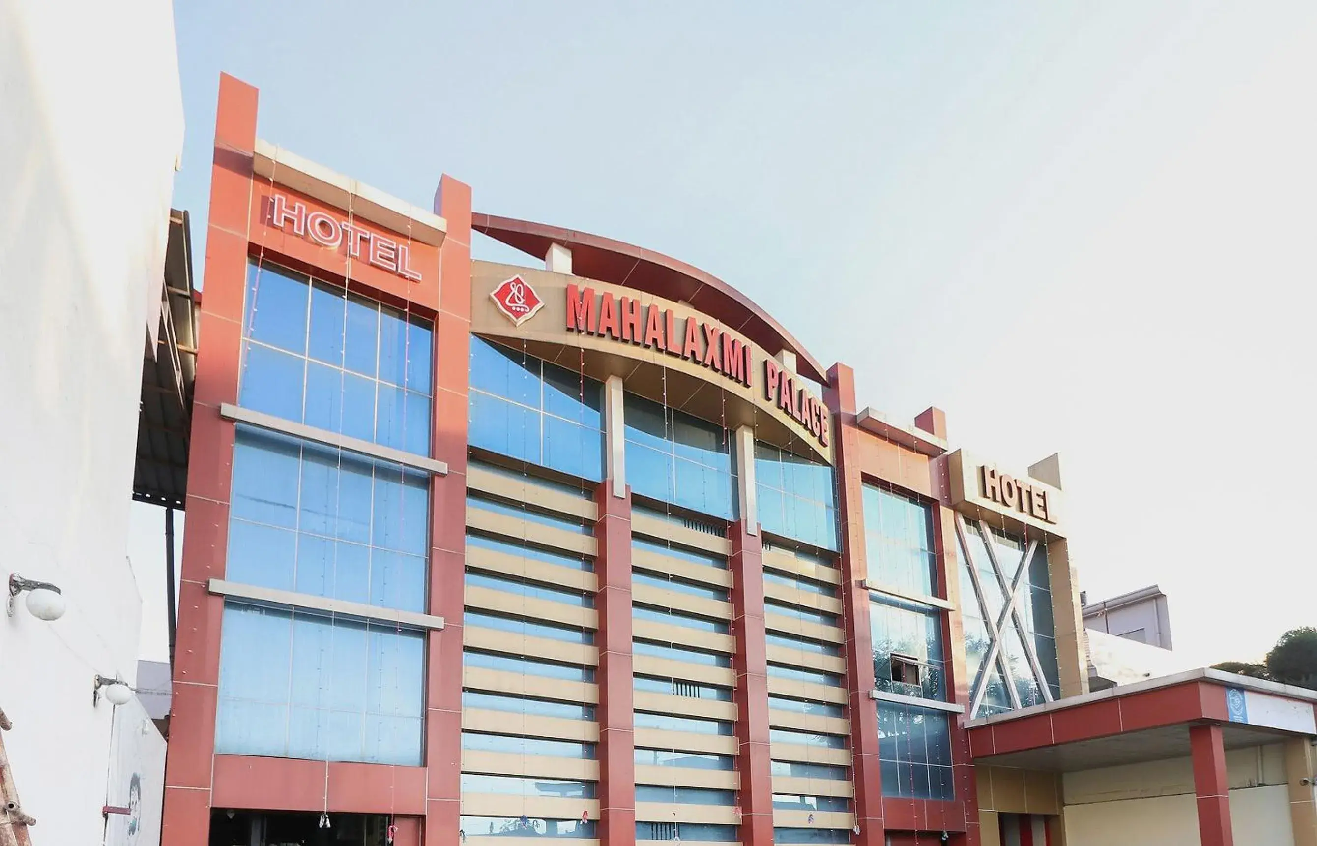 Facade/entrance in Hotel O Mahalaxmi Palace Facade/entrance in Hotel O Mahalaxmi Palace