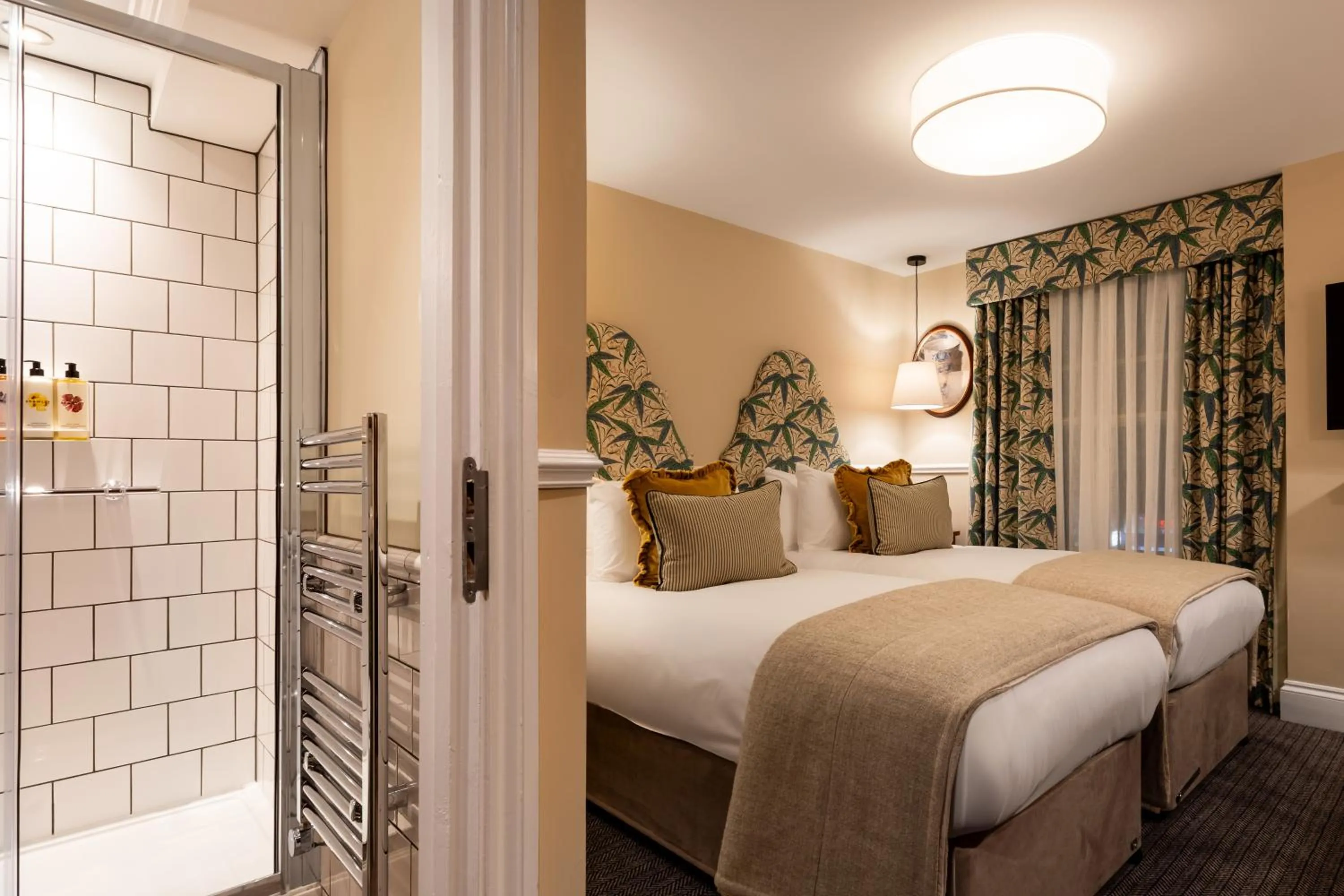 Deluxe Double or Twin Room in The Drayton Court Hotel