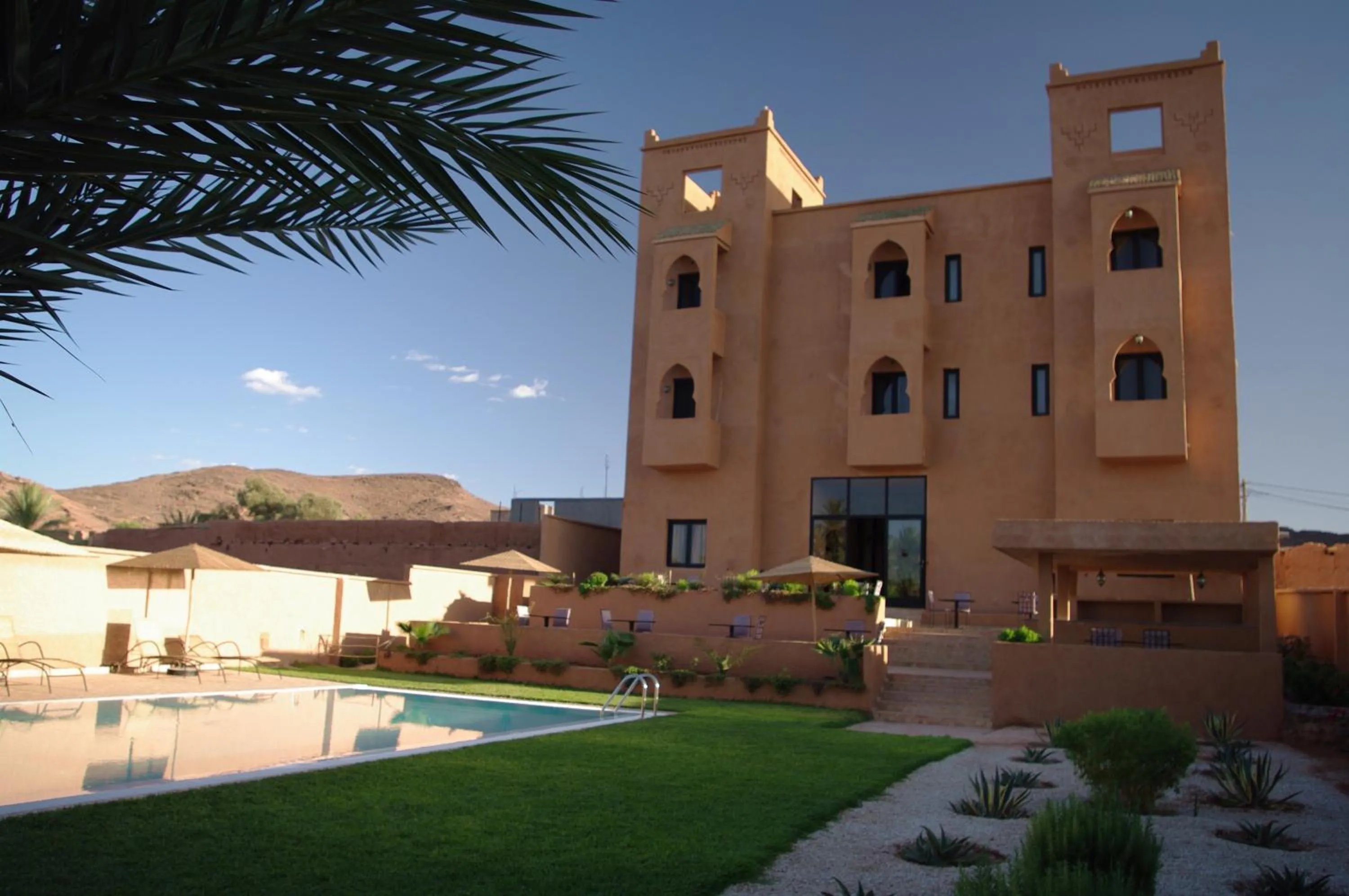 Facade/entrance in Dar Chamaa
