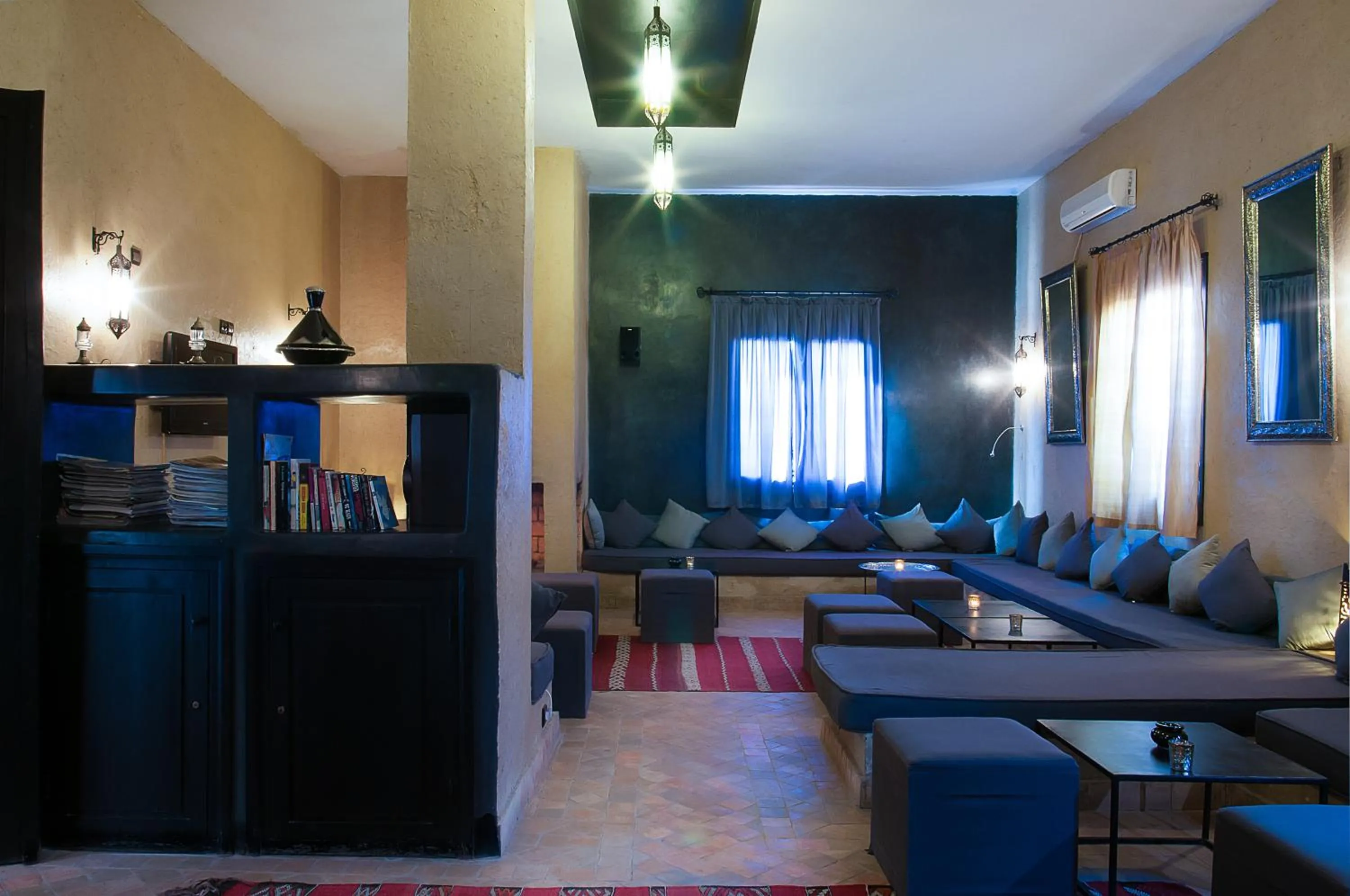 Lounge or bar in Dar Chamaa