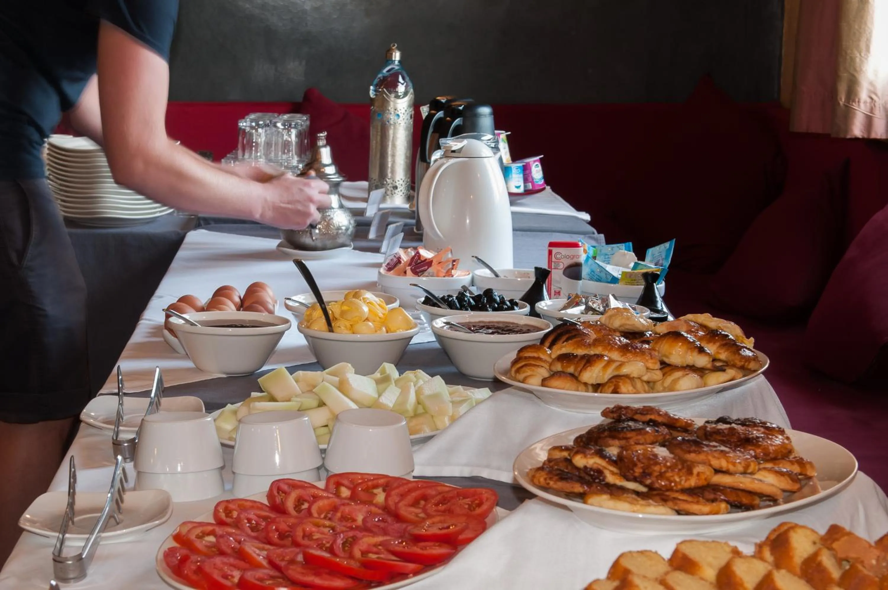 Food and drinks in Dar Chamaa