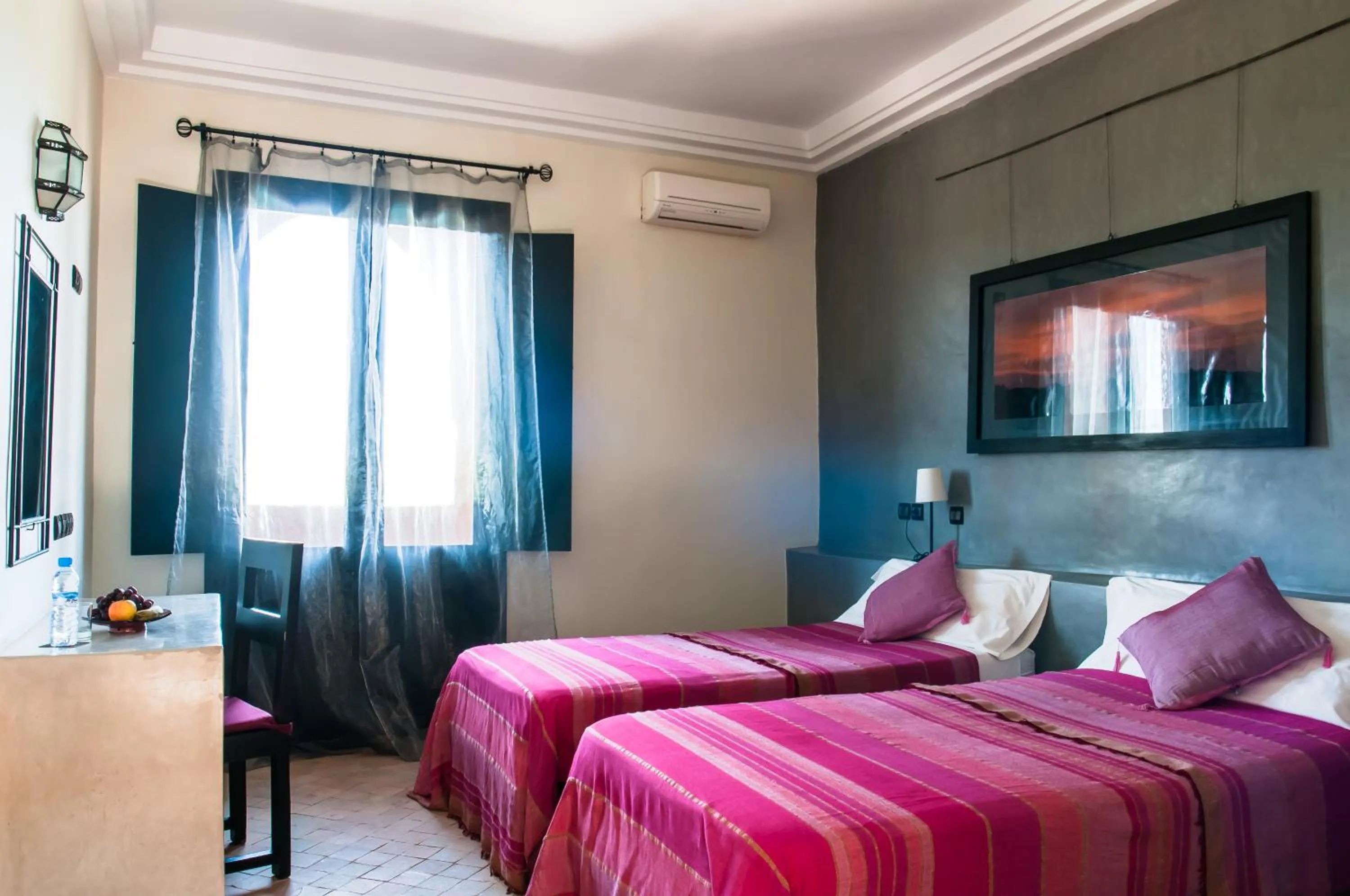 Photo of the whole room, Bed in Dar Chamaa