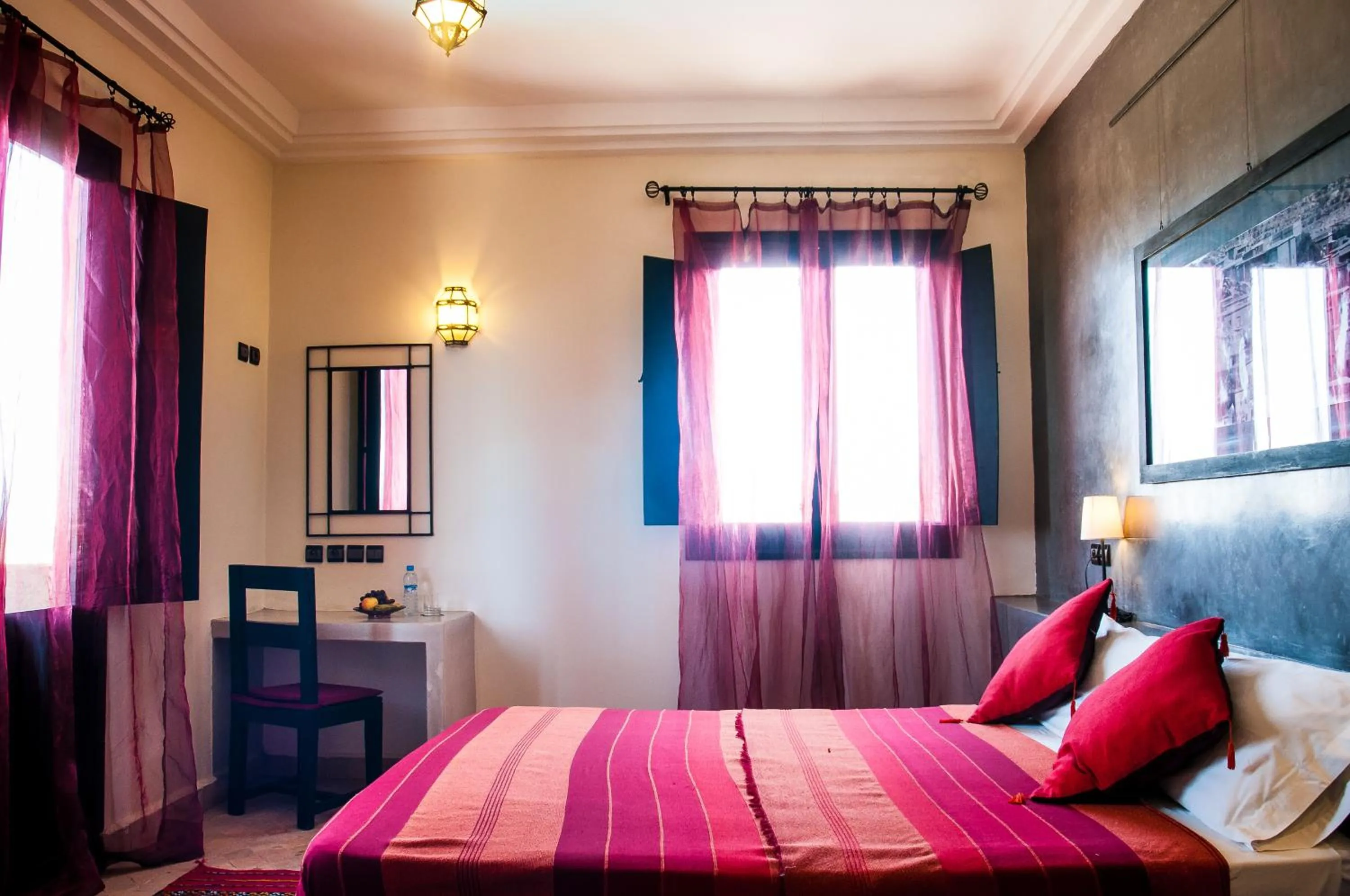 Photo of the whole room, Bed in Dar Chamaa