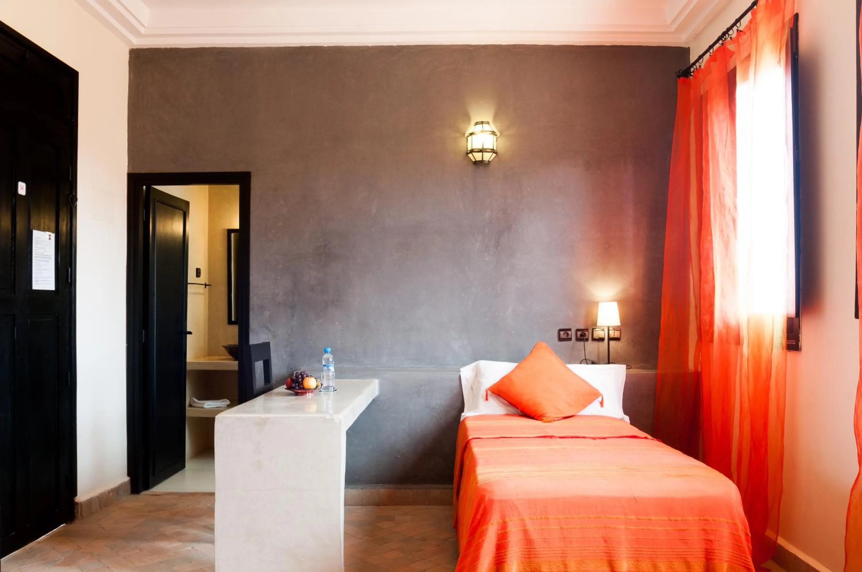 Photo of the whole room, Bed in Dar Chamaa
