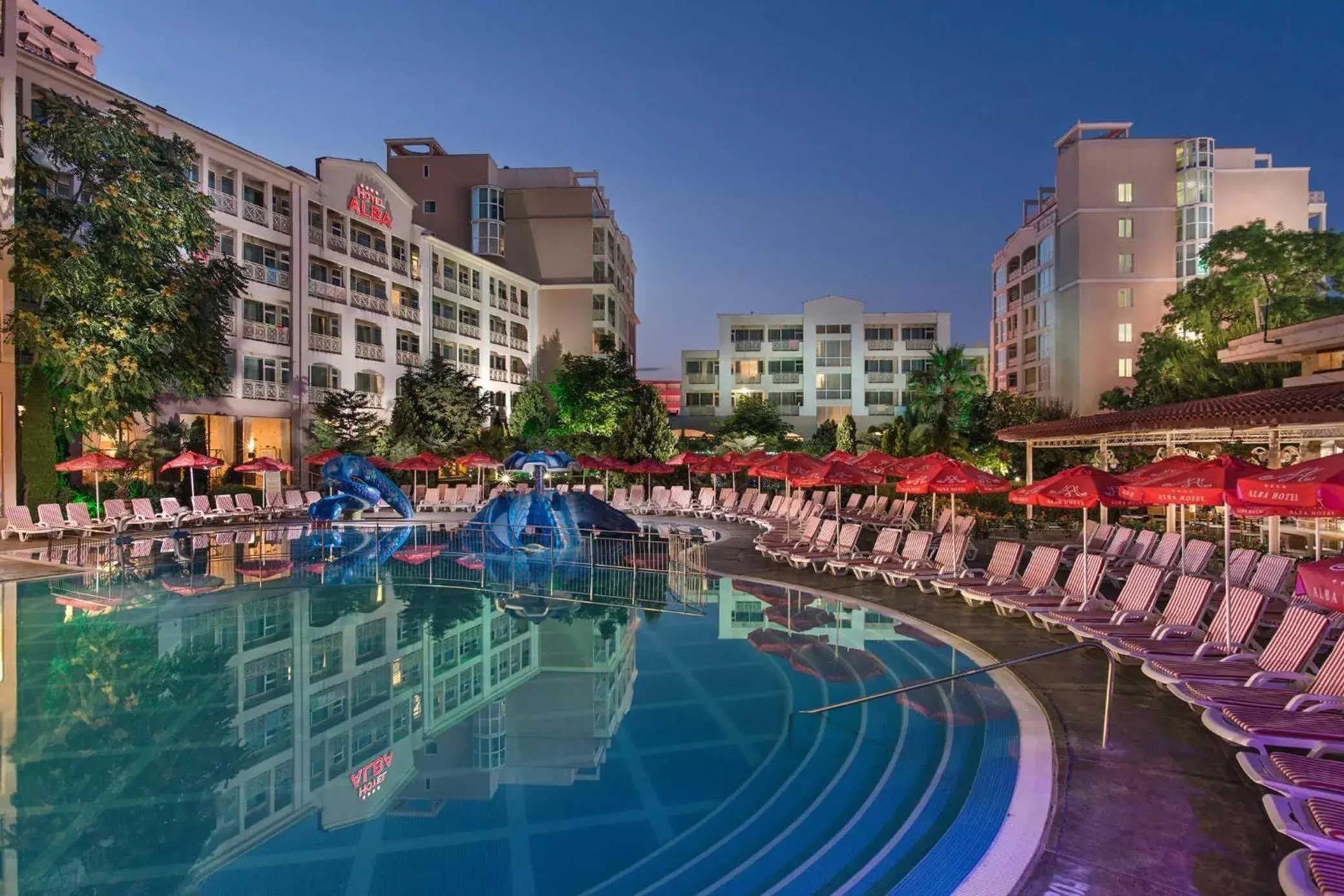 Swimming pool in Hotel Alba - All inclusive Swimming pool in Hotel Alba - All inclusive