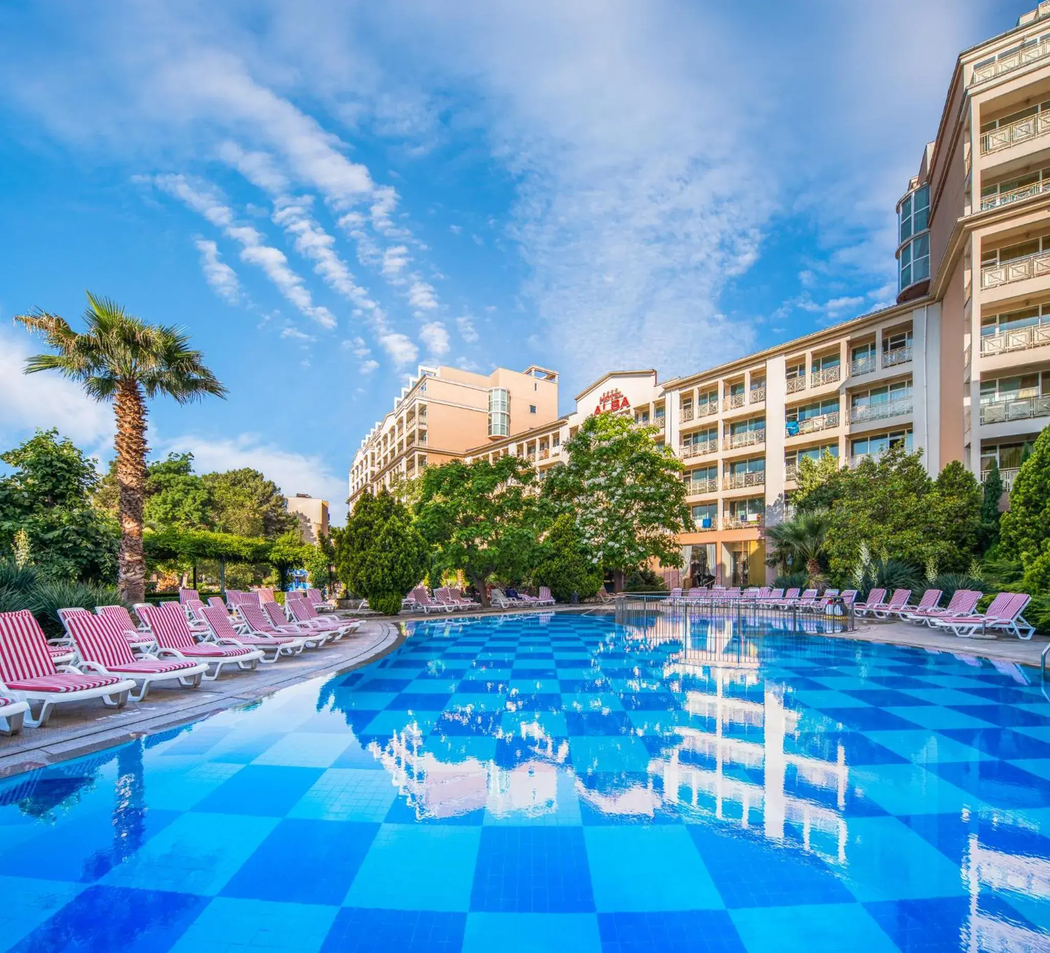 Swimming pool in Hotel Alba - All inclusive Swimming pool in Hotel Alba - All inclusive