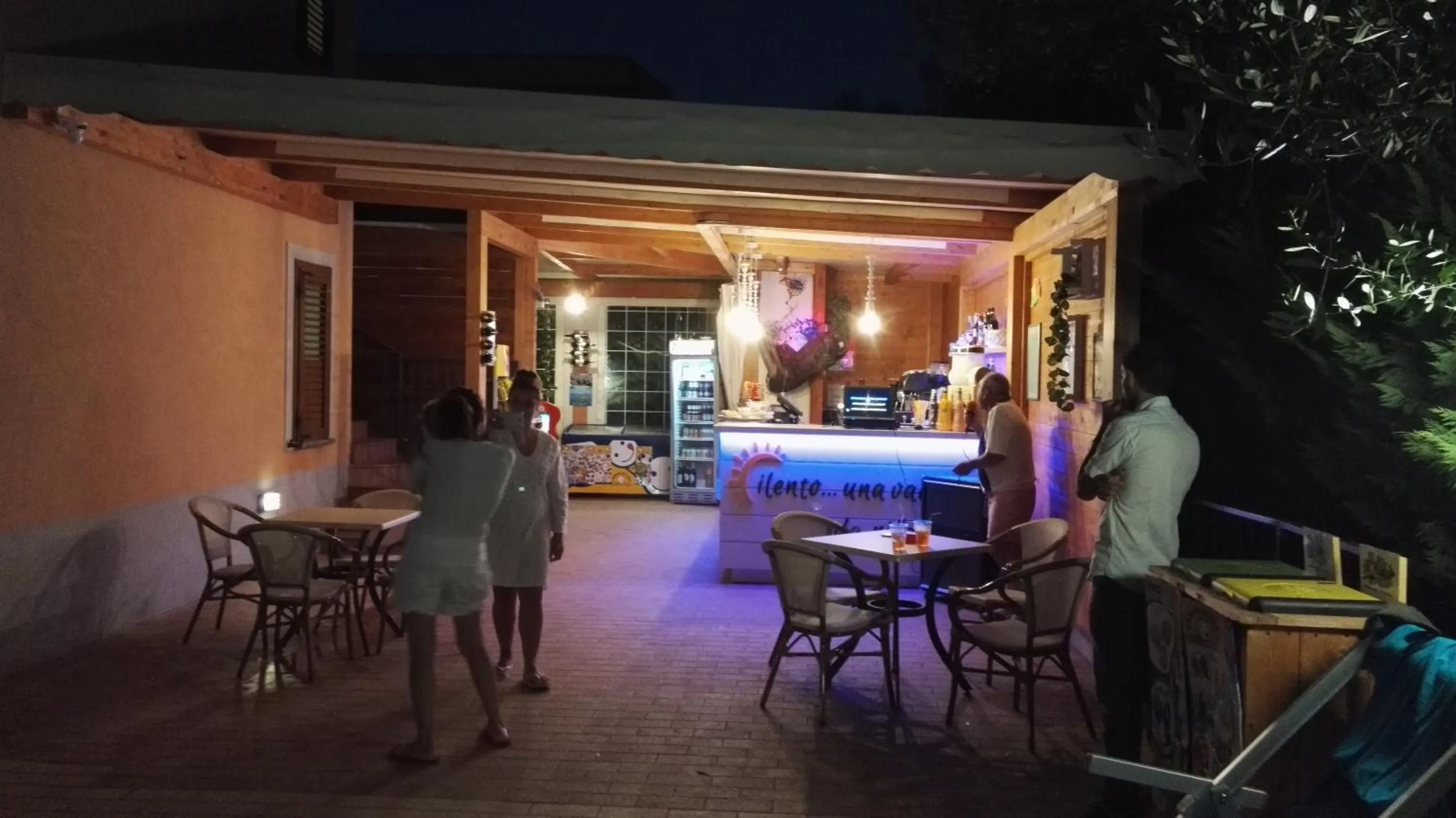 Restaurant/places to eat in Residence Villa Andrea