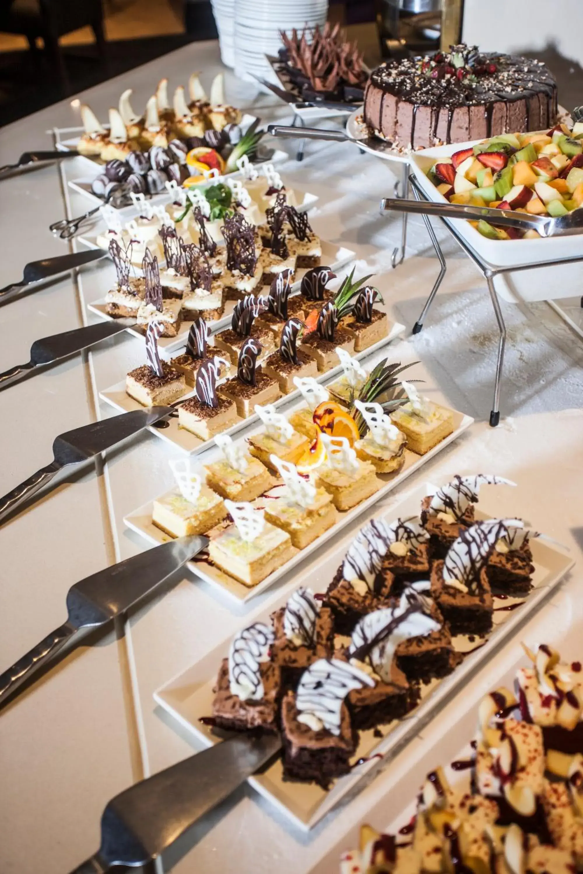 Food and drinks in Garden Court OR Tambo International Airport Food and drinks in Garden Court OR Tambo International Airport