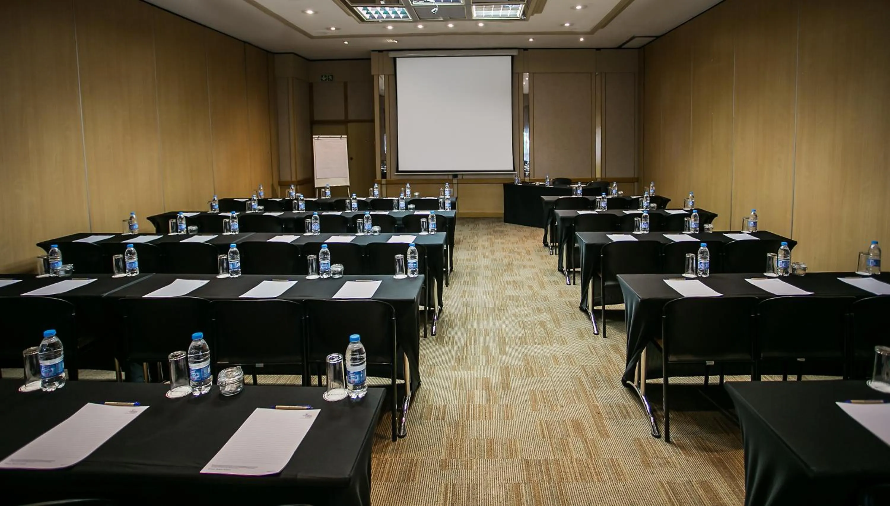 Meeting/conference room in Garden Court OR Tambo International Airport