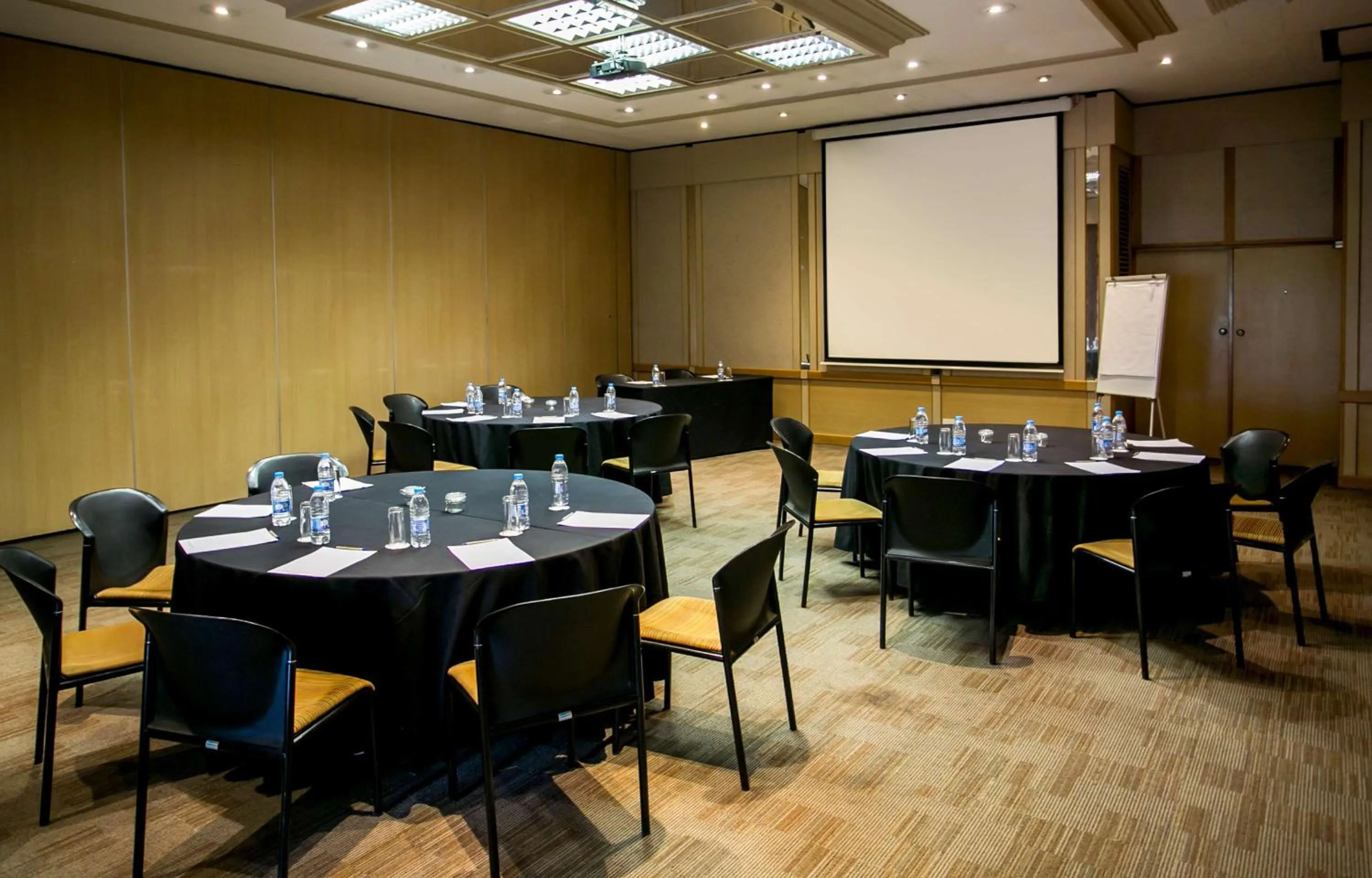 Meeting/conference room in Garden Court OR Tambo International Airport