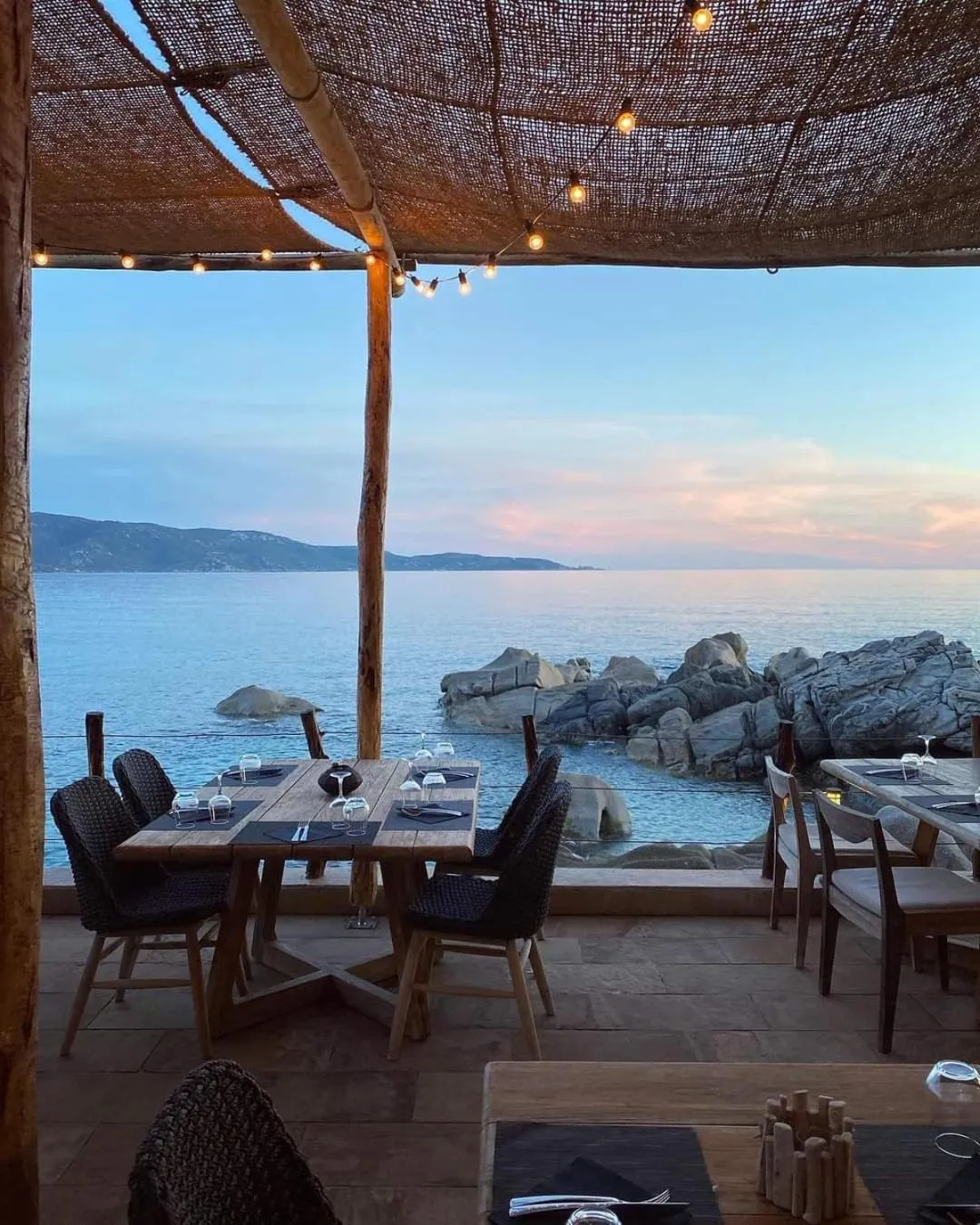 Patio in Hôtel Abbartello