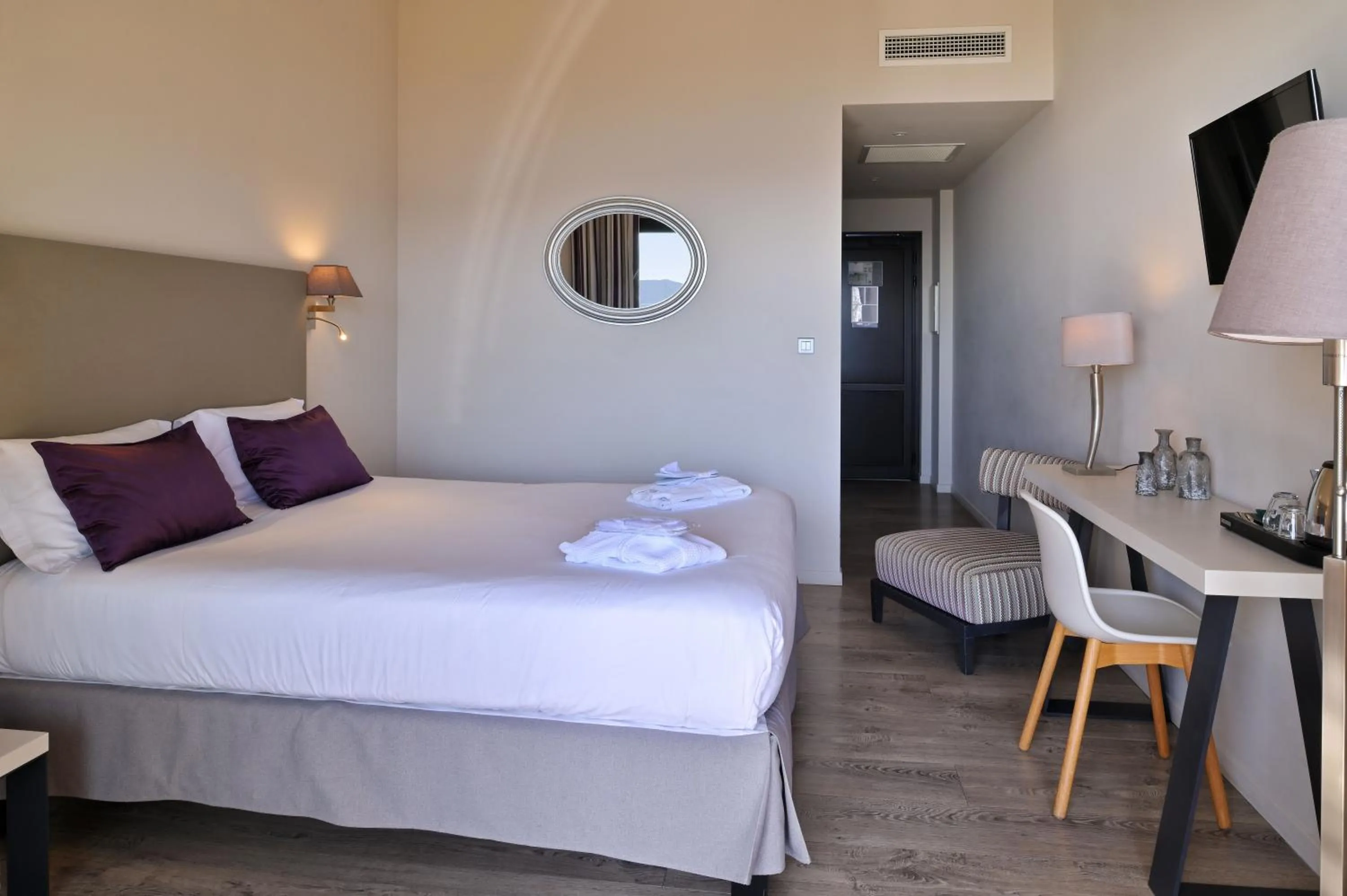 Bed in Hôtel Abbartello