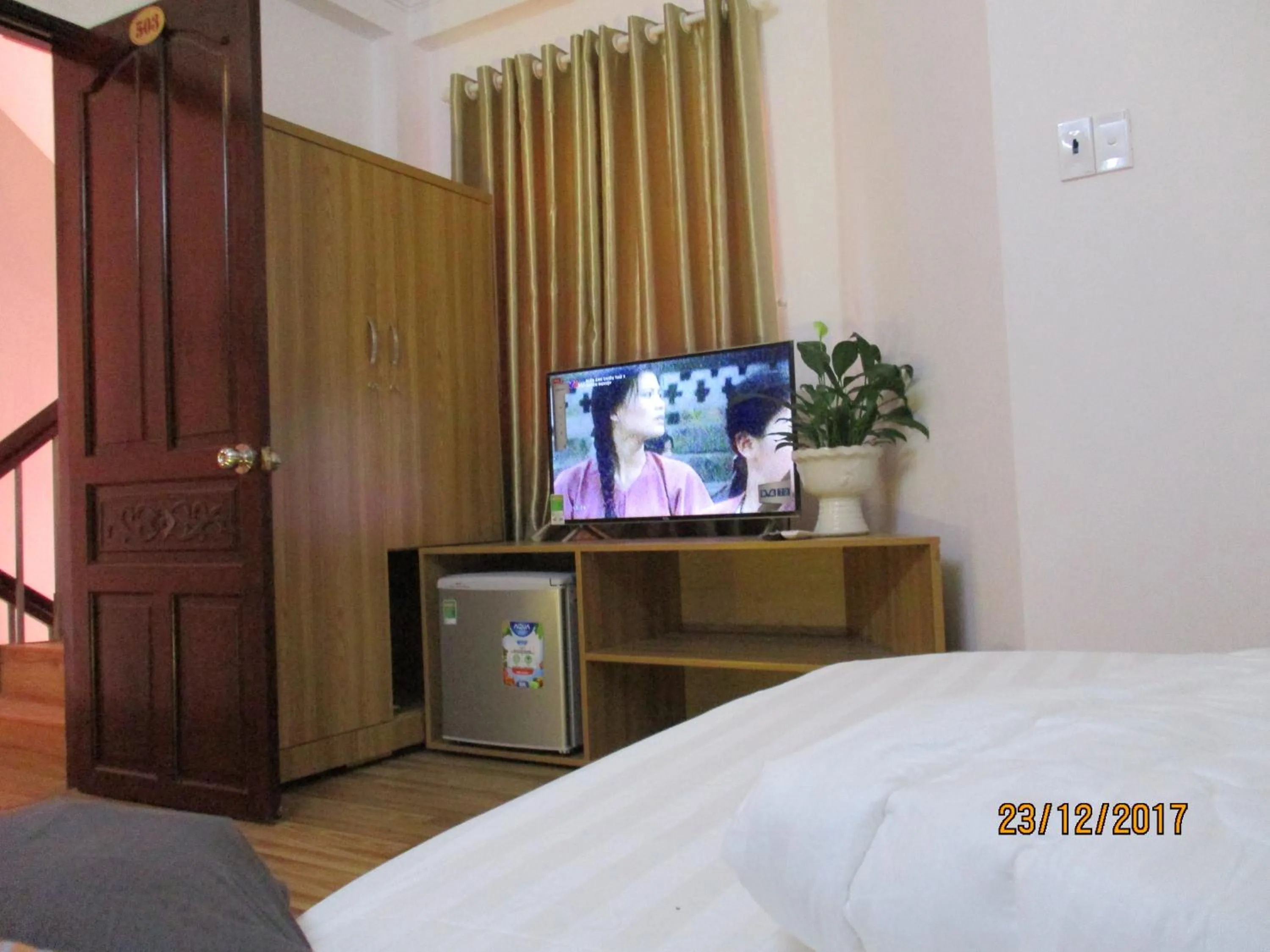 Bedroom, Bed in City Backpackers Hostel