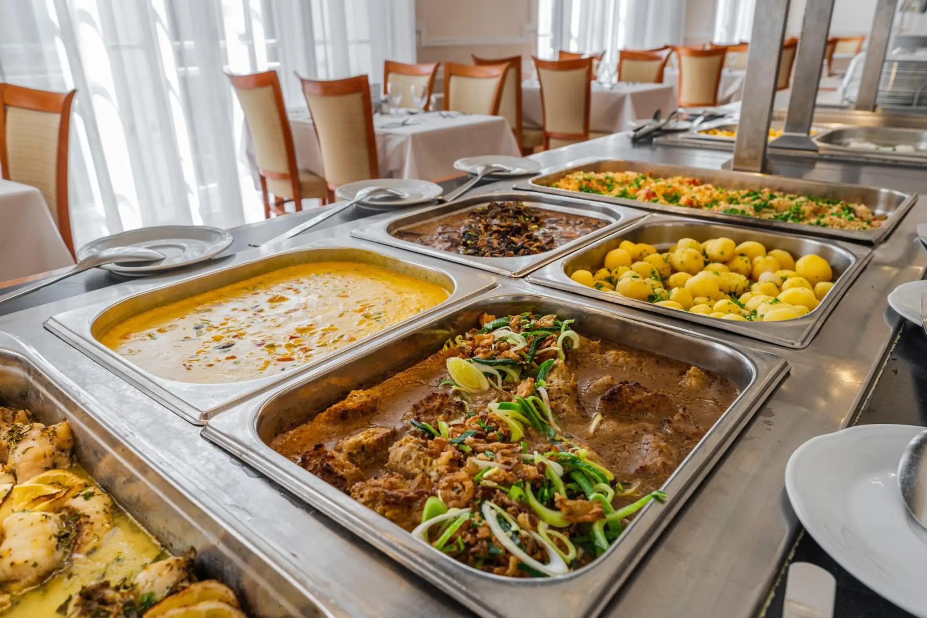 Food and drinks in Hotel Radium Palace Food and drinks in Hotel Radium Palace