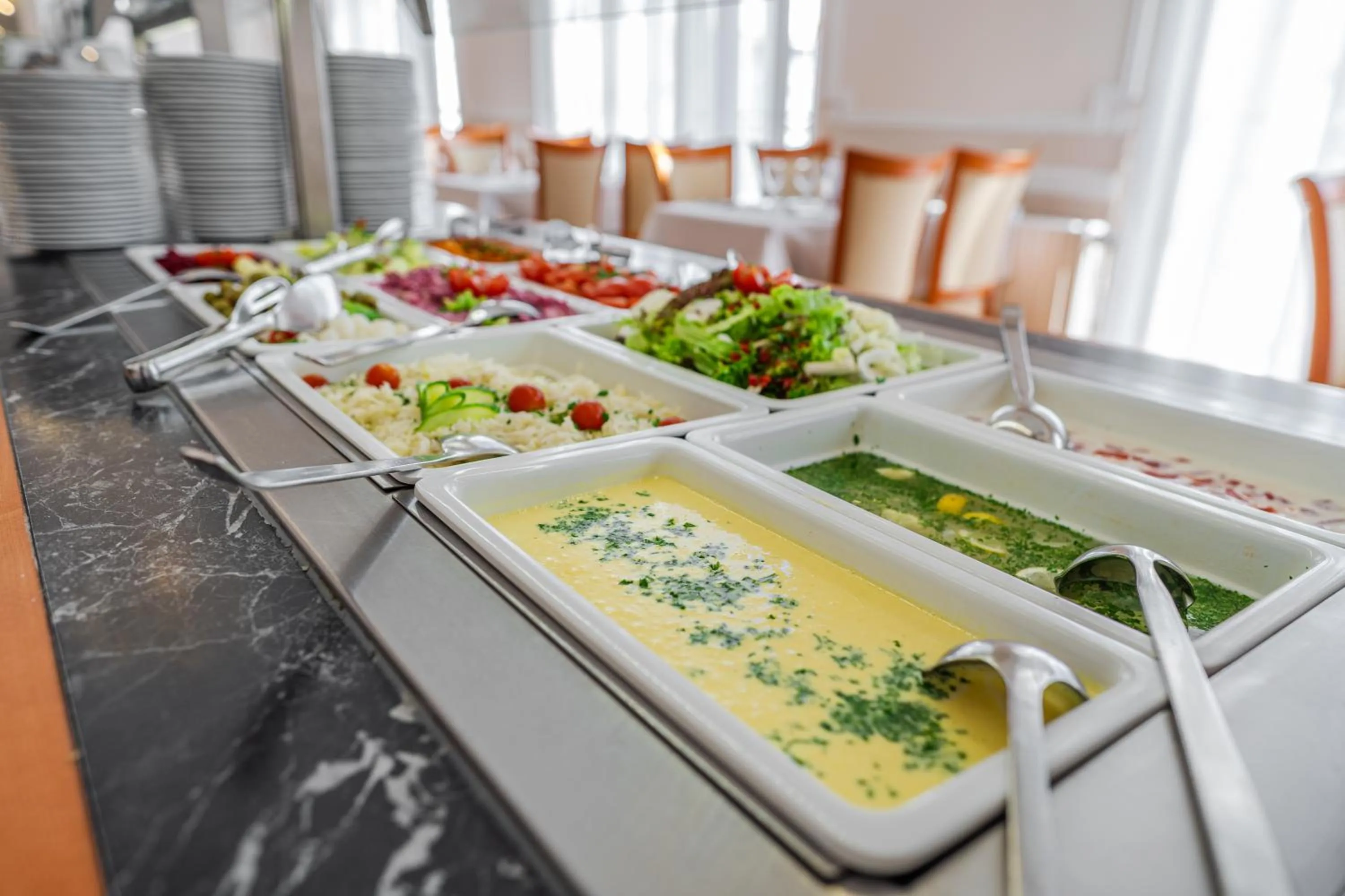 Food and drinks in Hotel Radium Palace