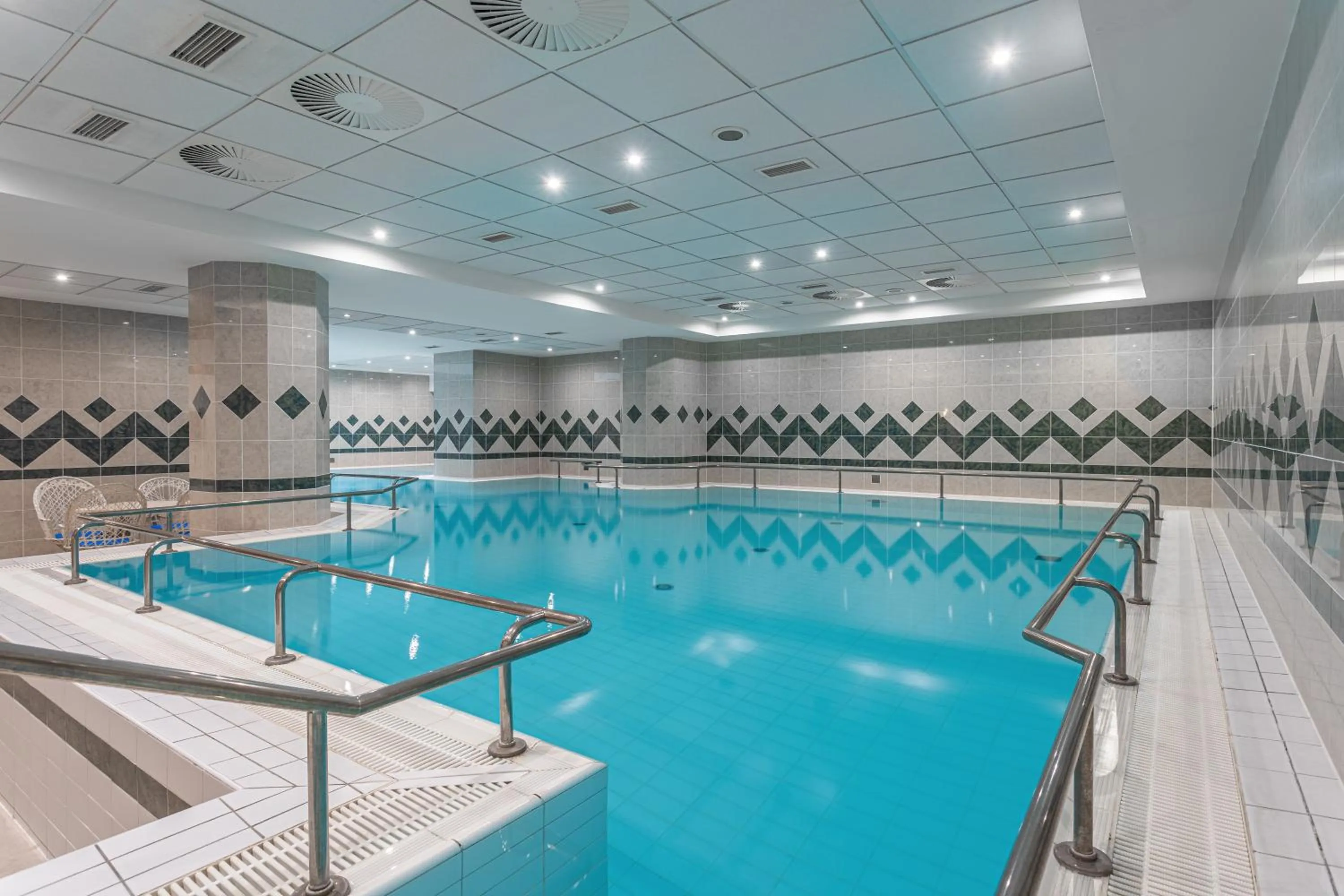 Pool view in Hotel Radium Palace