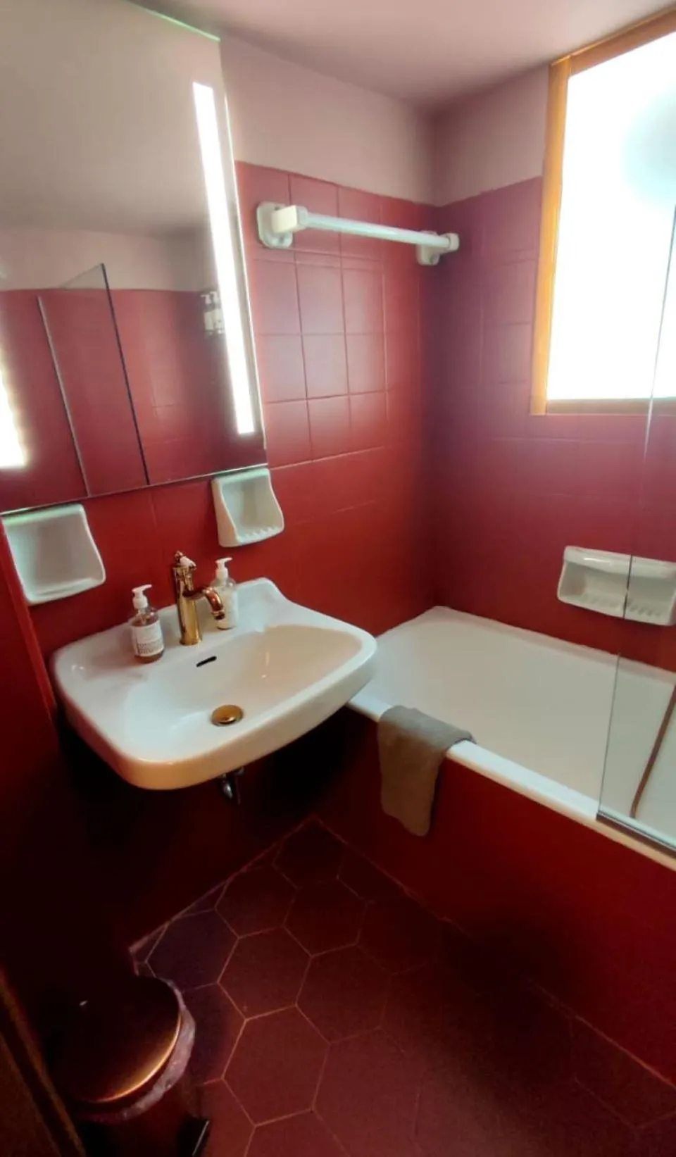 Bathroom in Ulysses Apartments Acropolis