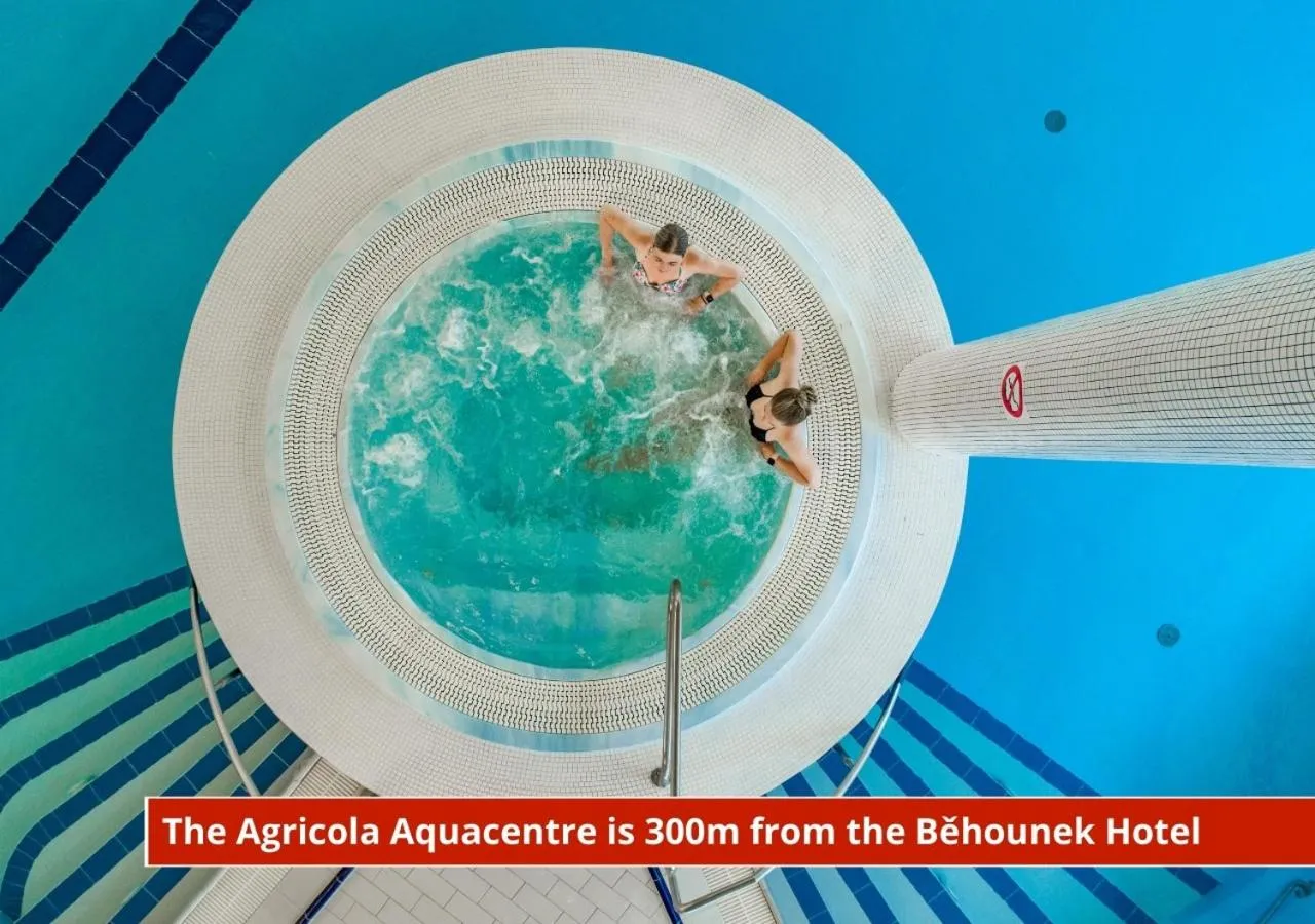 People in Hotel Běhounek