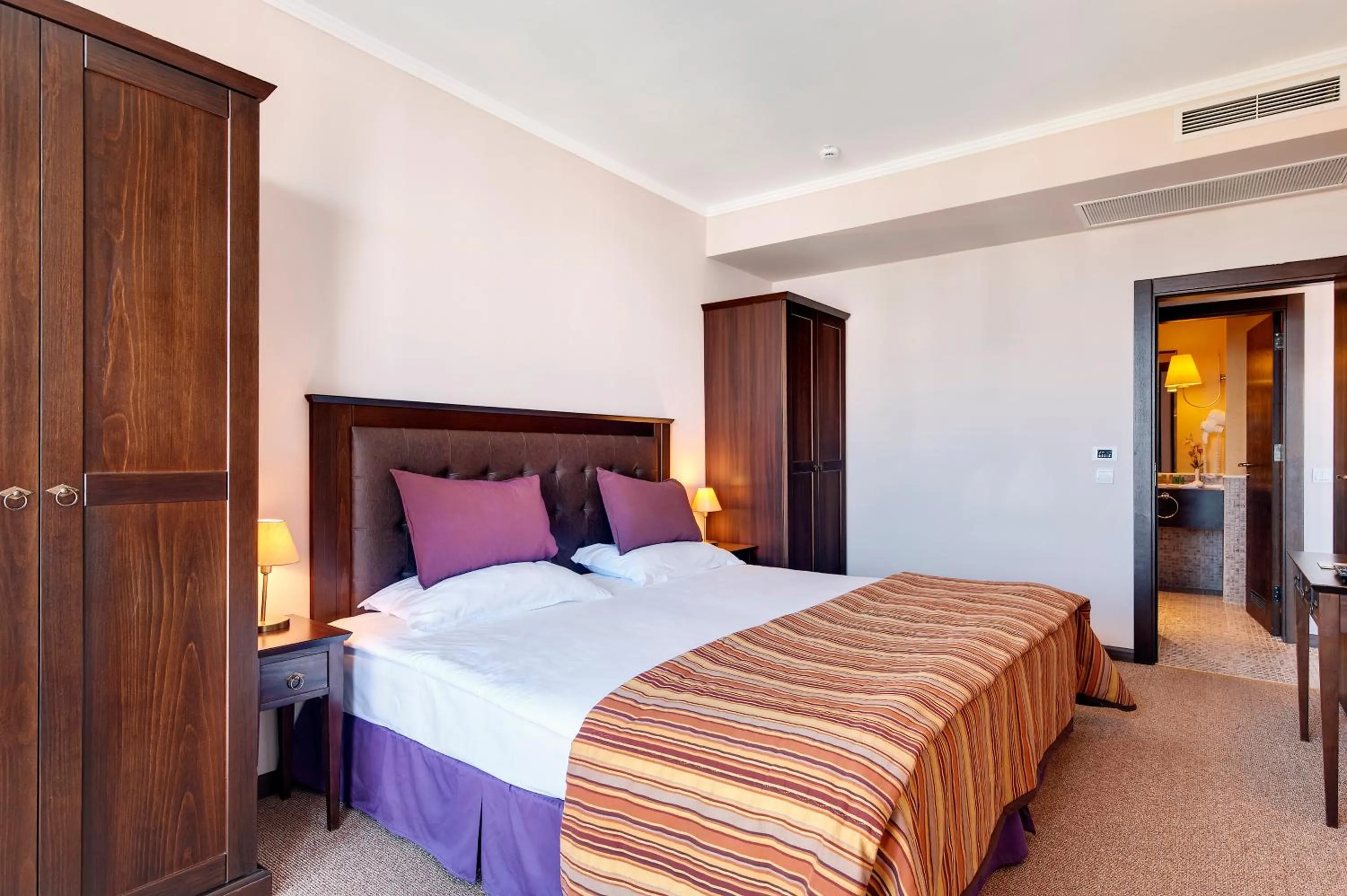 Bed in Barcelo Royal Beach - All Inclusive