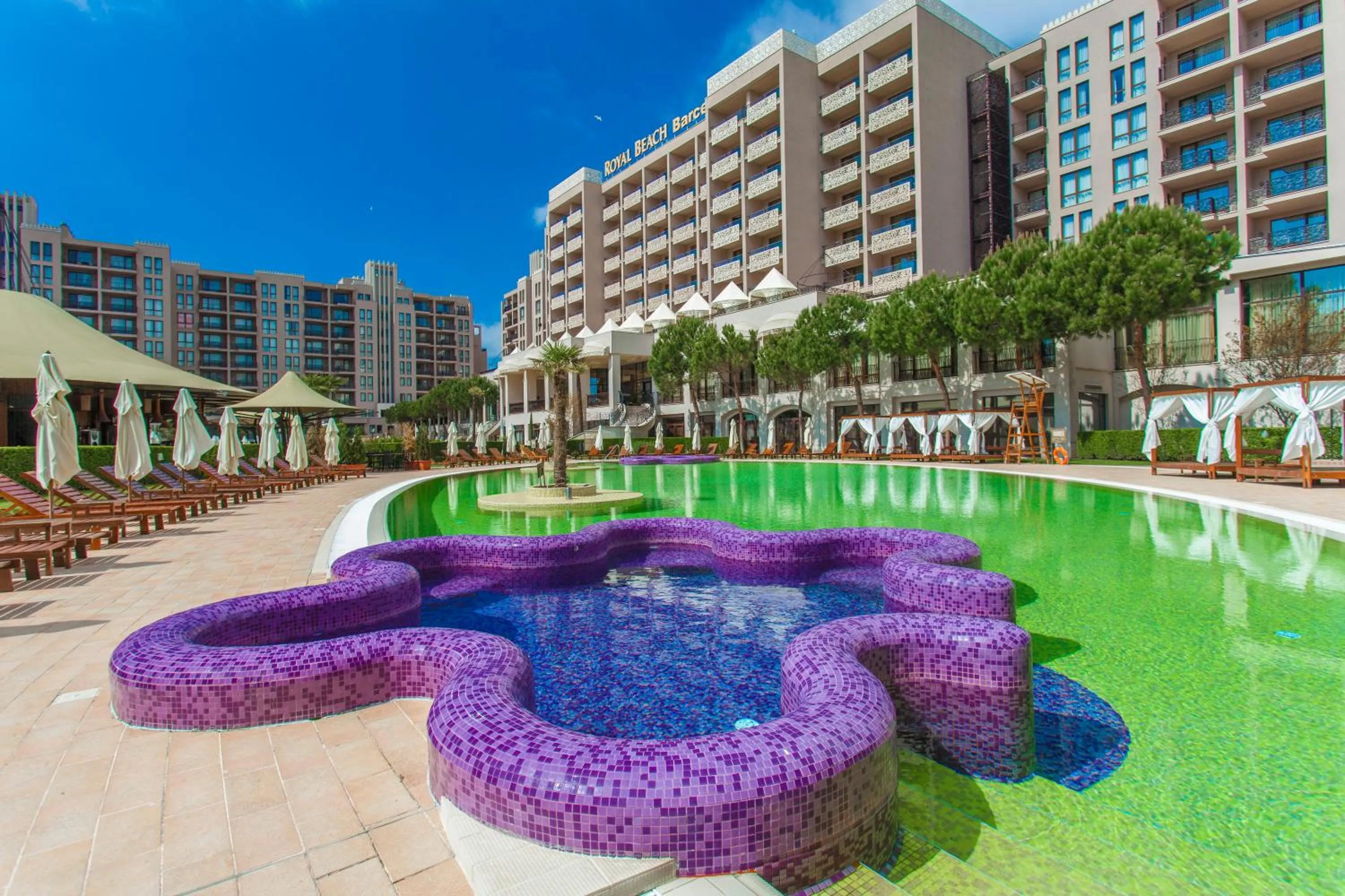 Swimming pool in Barcelo Royal Beach - All Inclusive