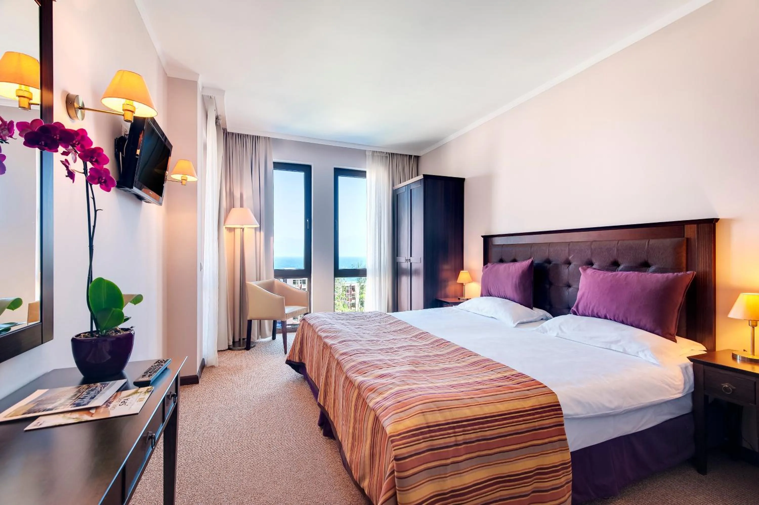 Bed in Barcelo Royal Beach - All Inclusive