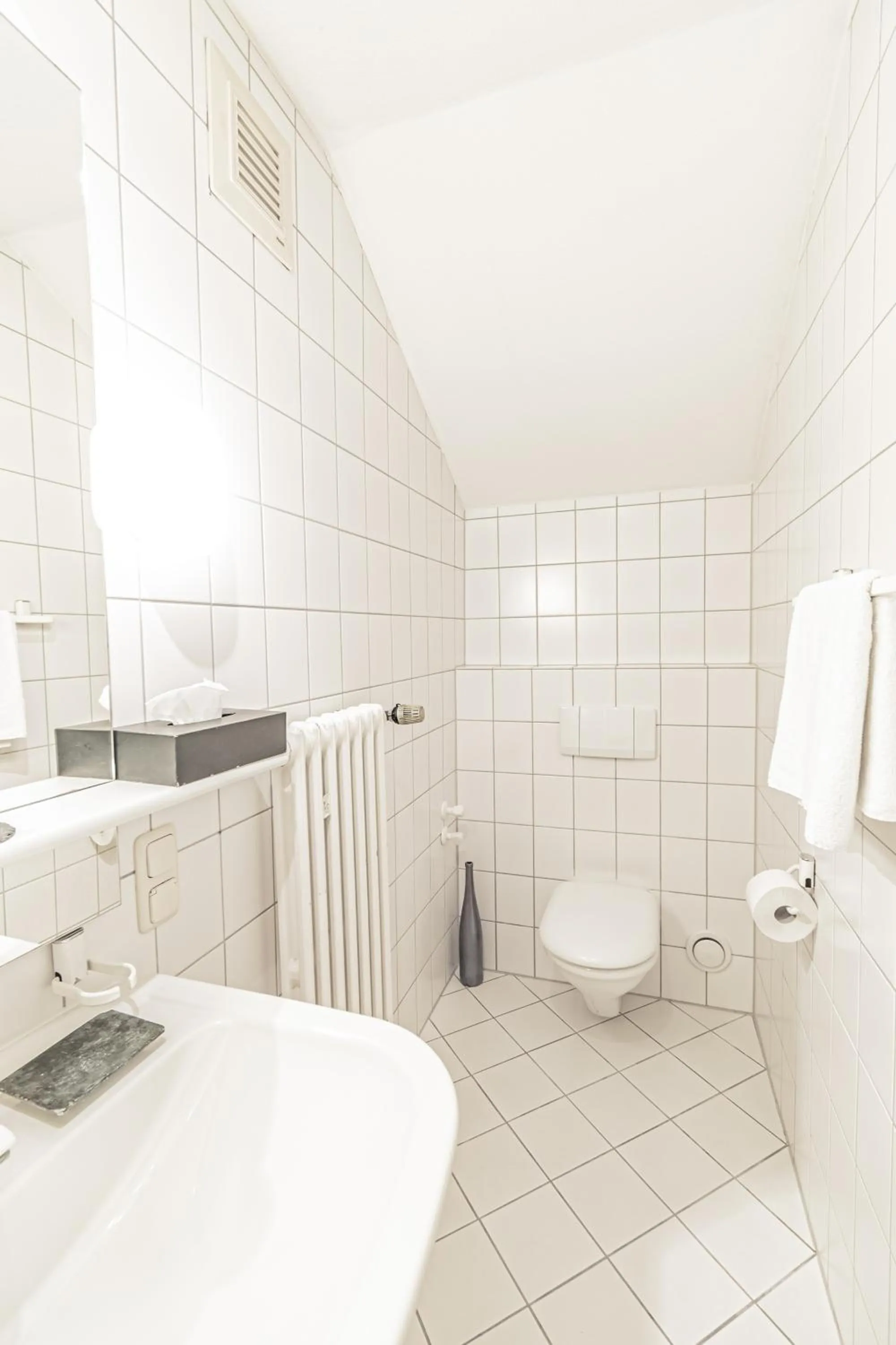 Bathroom in Weinhotel Ayler Kupp