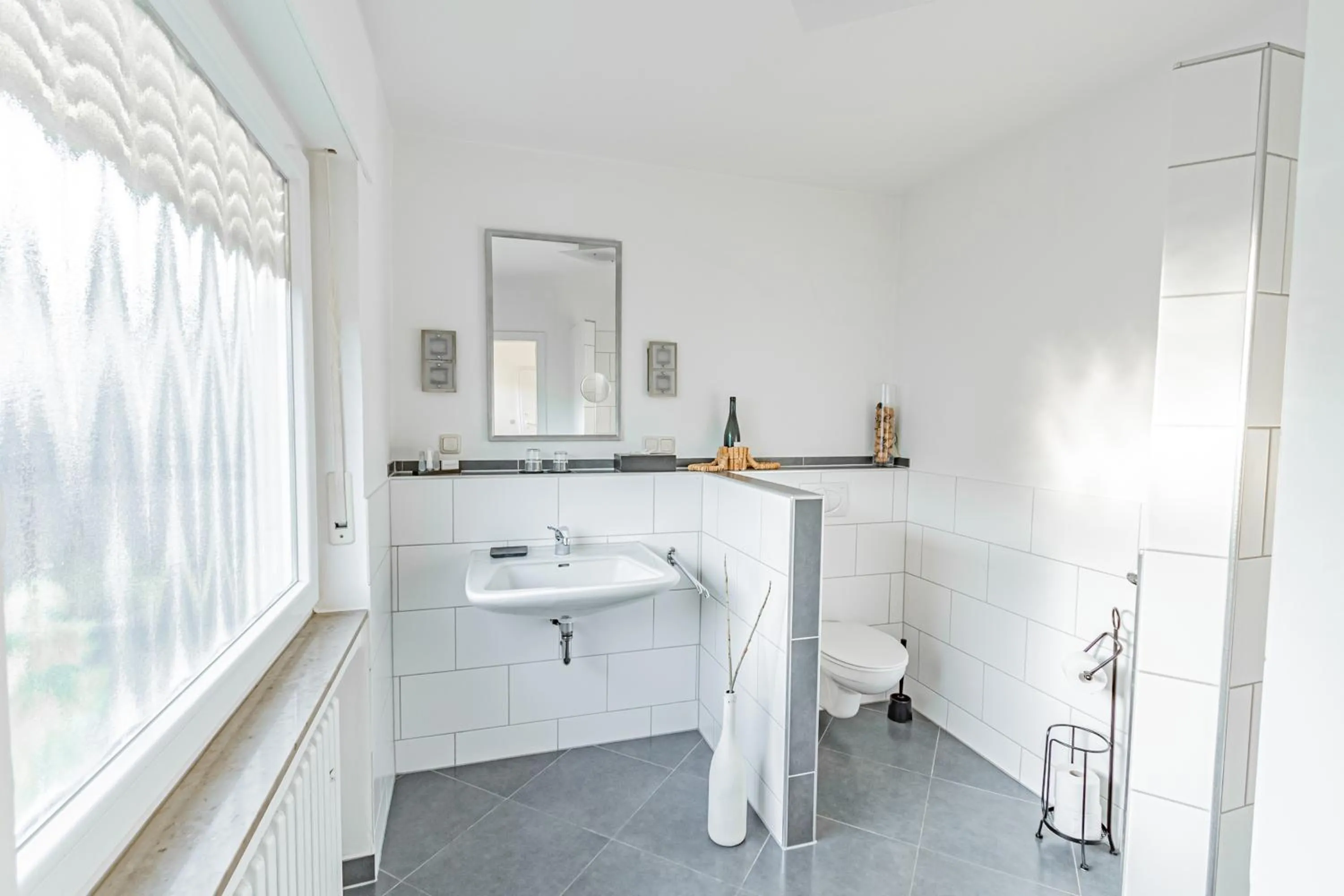 Bathroom in Weinhotel Ayler Kupp