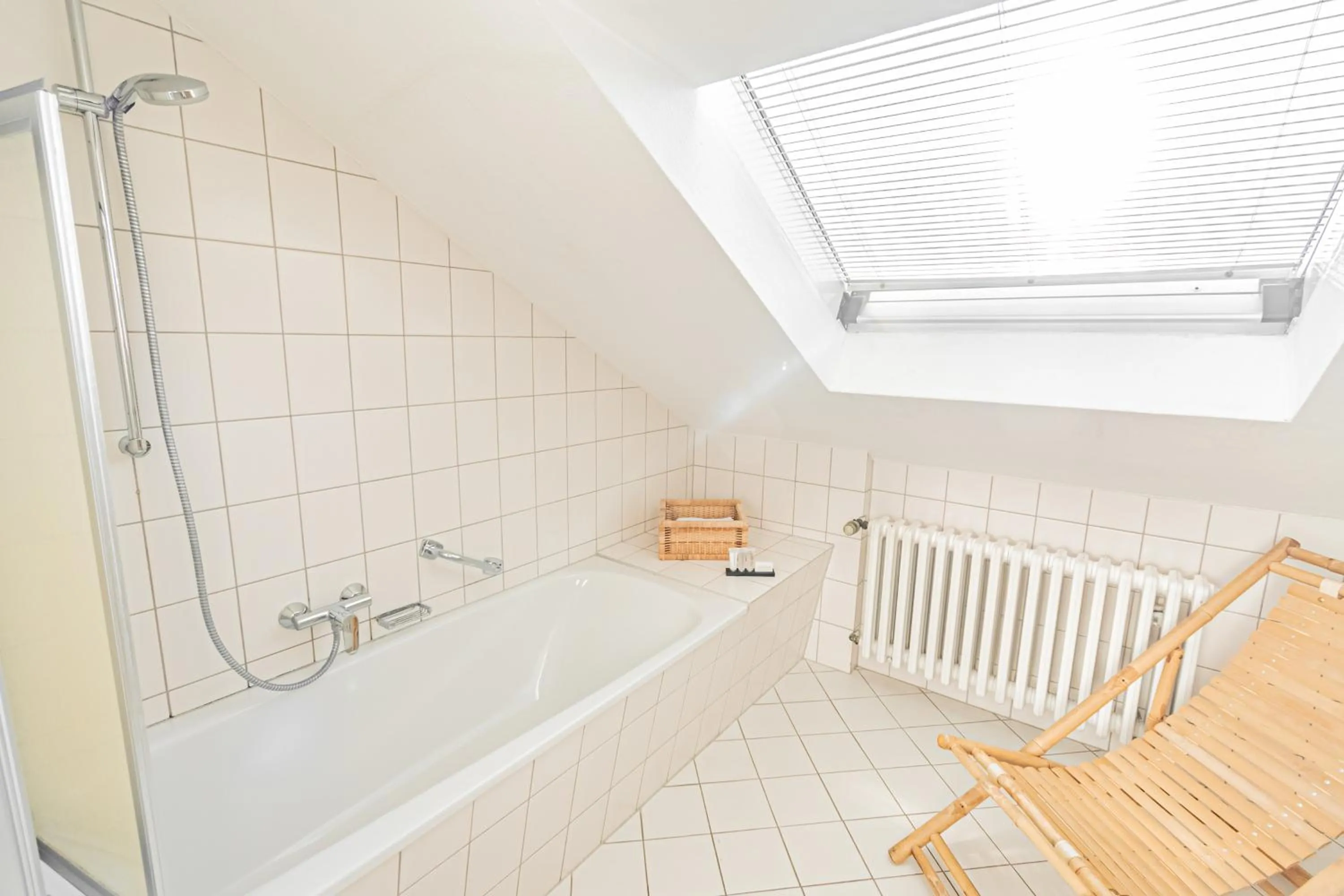 Bathroom in Weinhotel Ayler Kupp