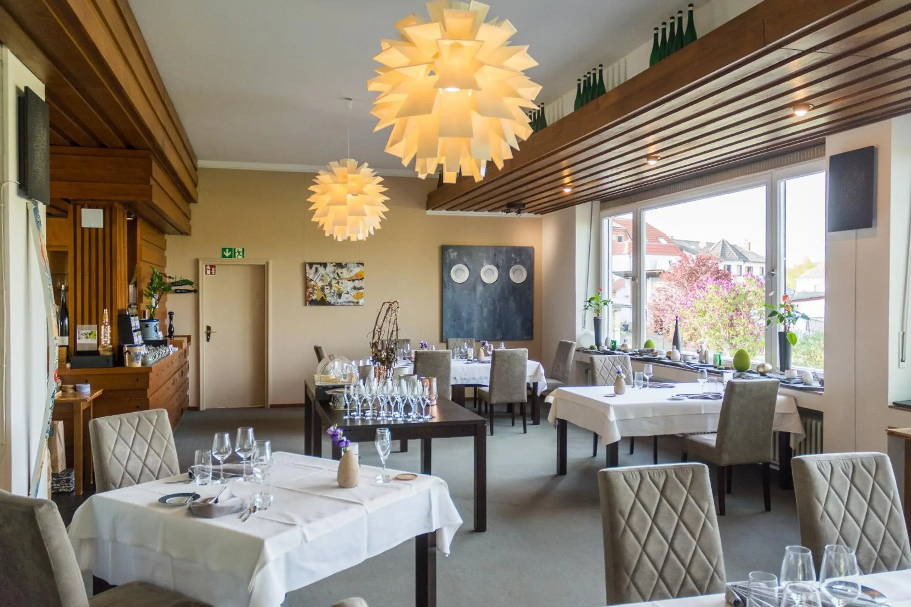 Restaurant/places to eat in Weinhotel Ayler Kupp Restaurant/places to eat in Weinhotel Ayler Kupp