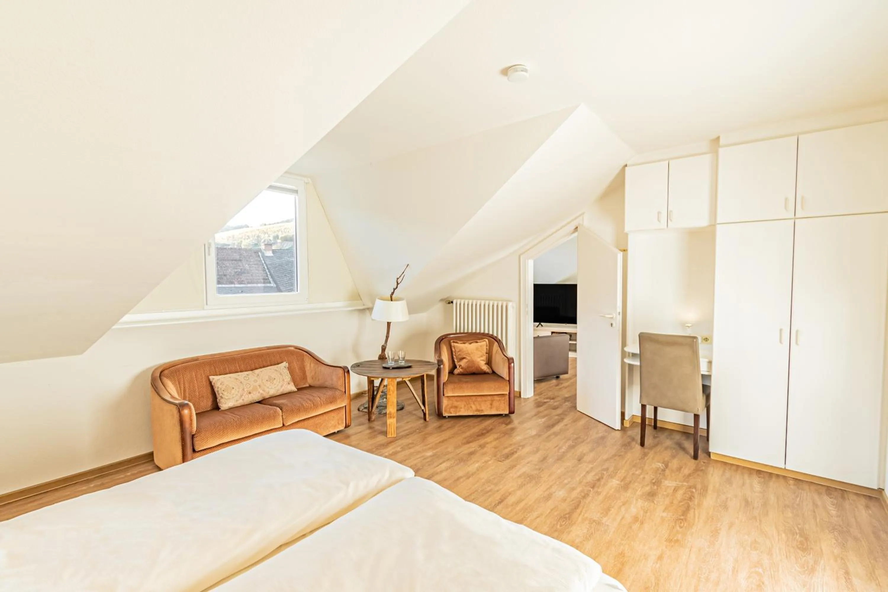 Photo of the whole room, Bed in Weinhotel Ayler Kupp