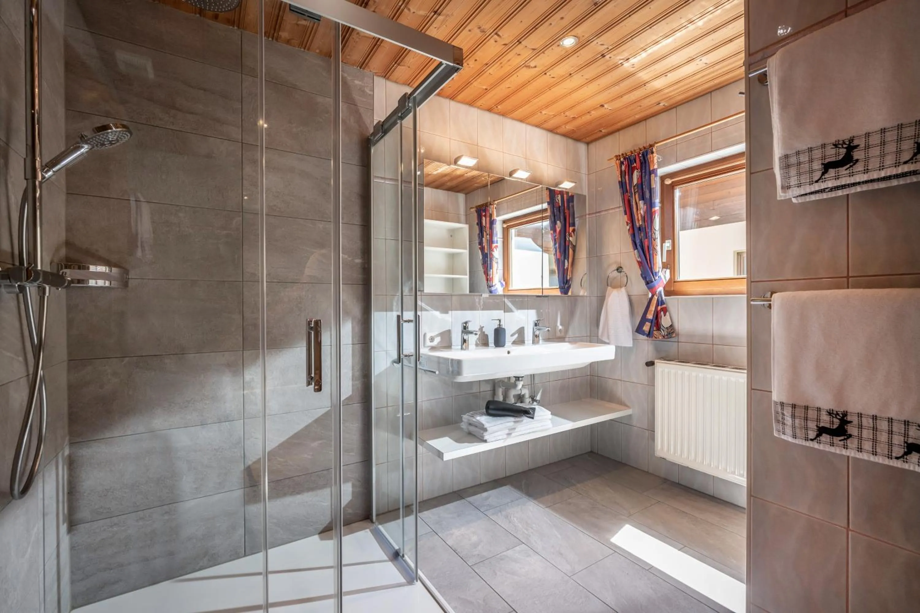 Bathroom in Ferienwohnung Hauser