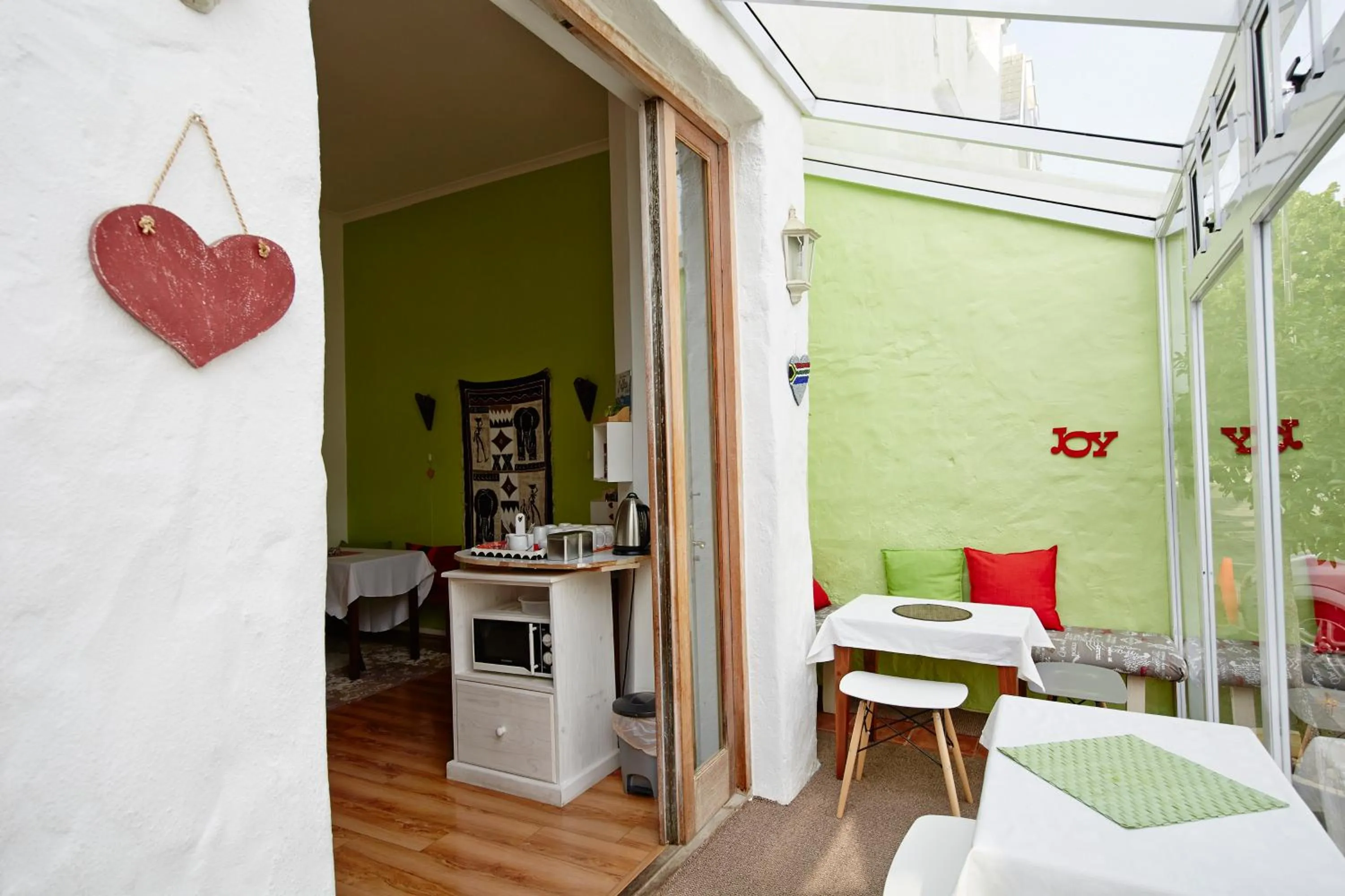 Balcony/Terrace in House on the Hill