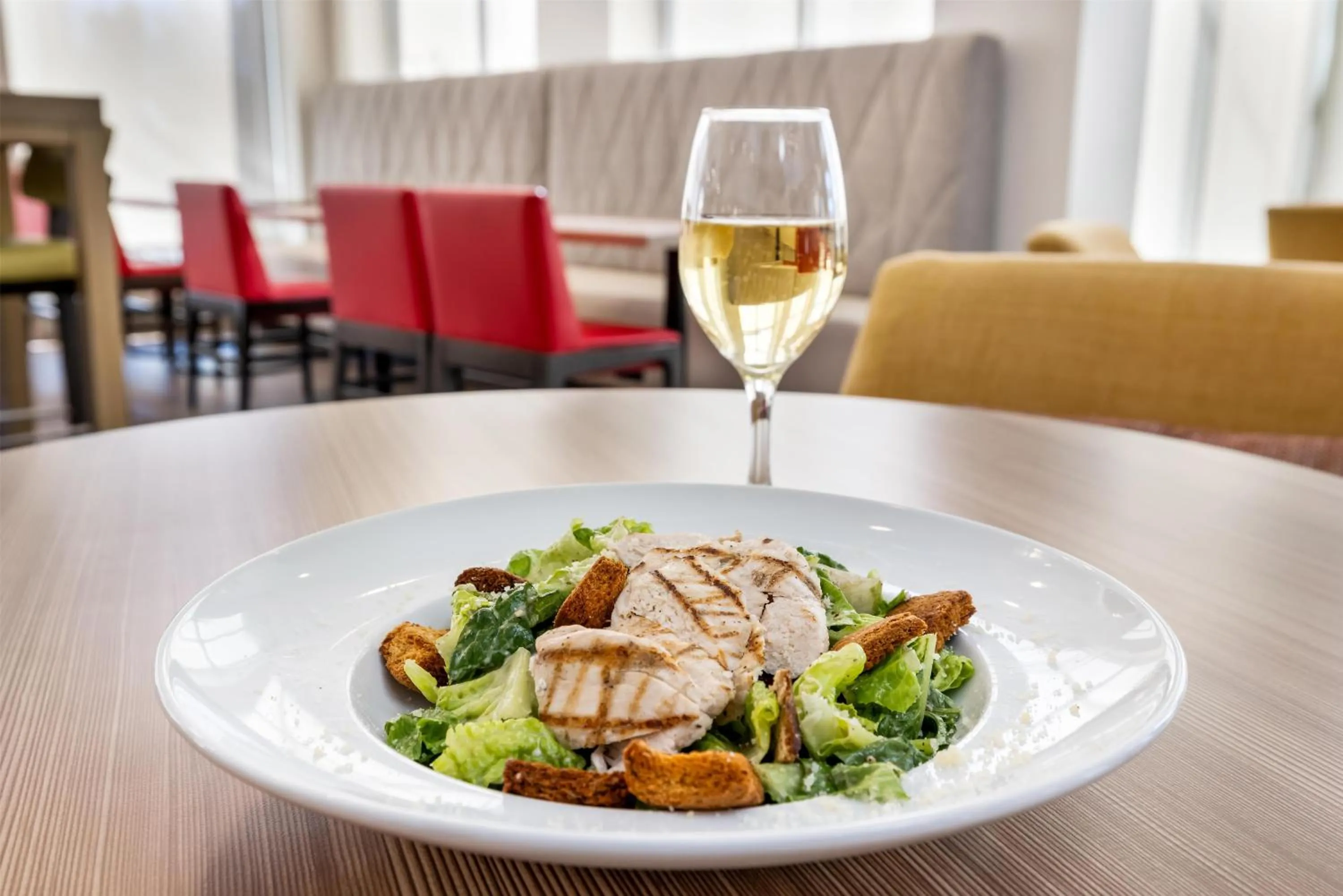 Restaurant/places to eat in Hilton Garden Inn Mystic/Groton