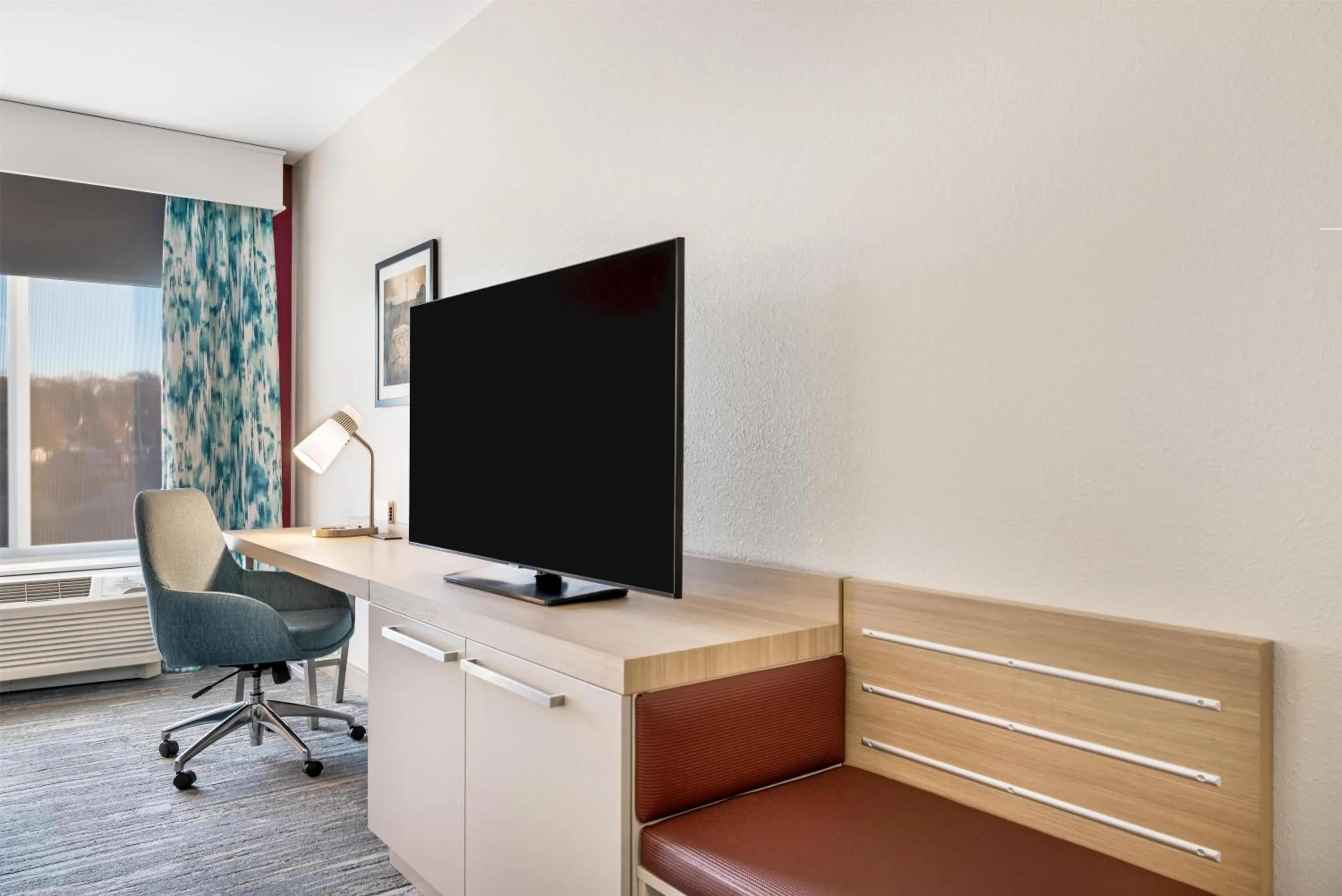 Bedroom in Hilton Garden Inn Mystic/Groton