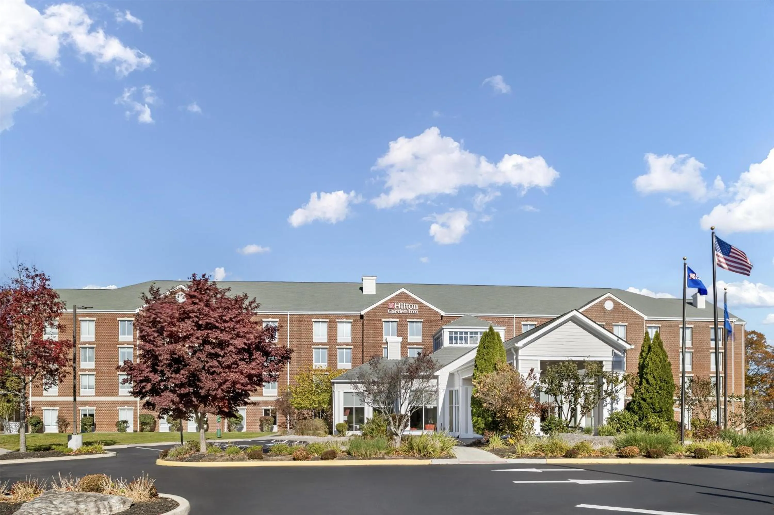 Property building in Hilton Garden Inn Mystic/Groton