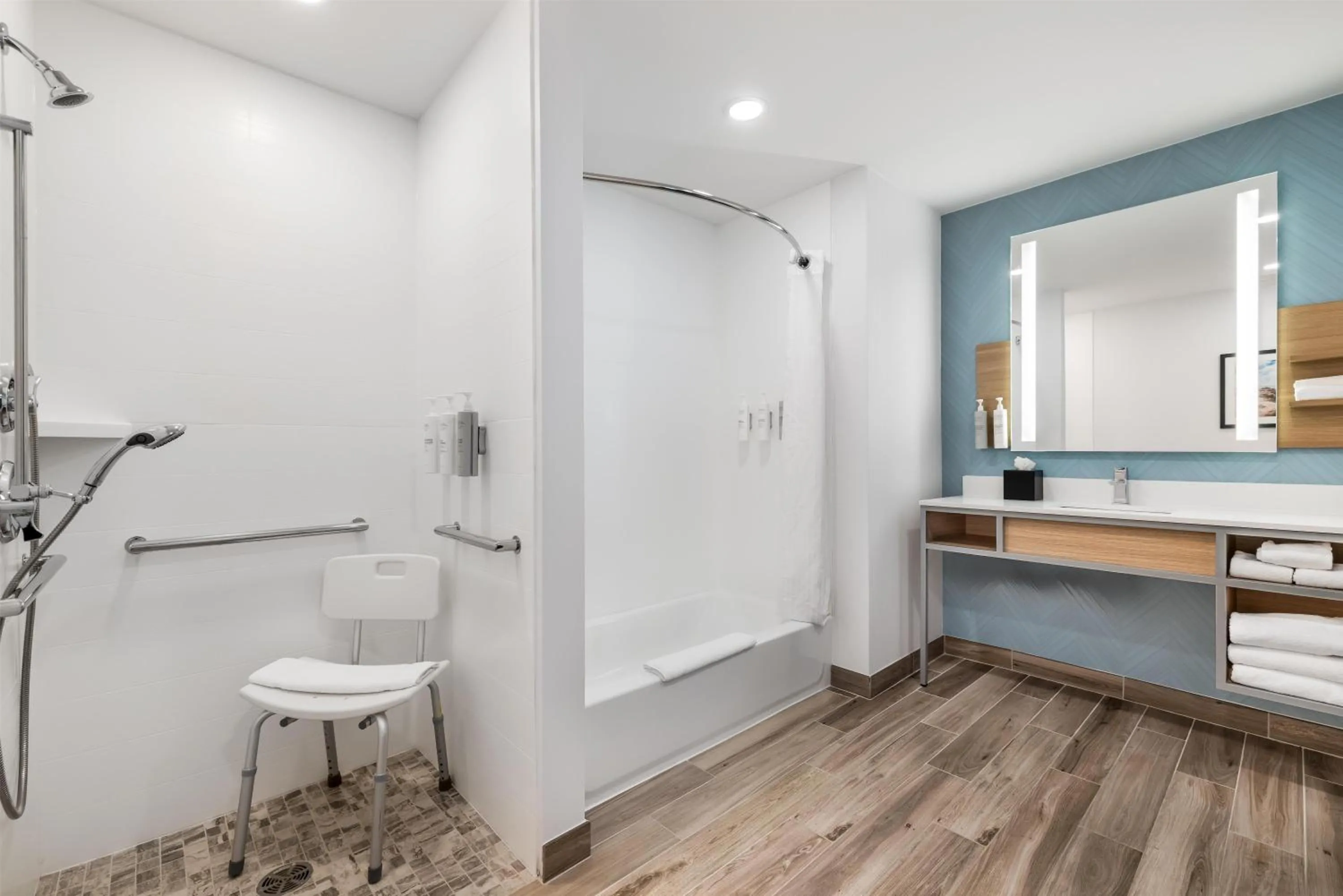 Bathroom in Hilton Garden Inn Mystic/Groton