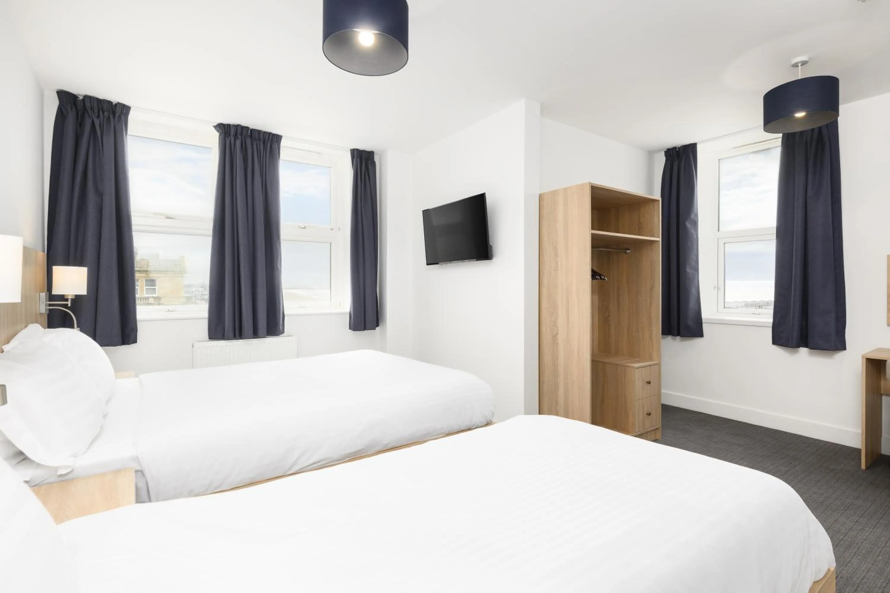 Bed in The Sandringham Hotel