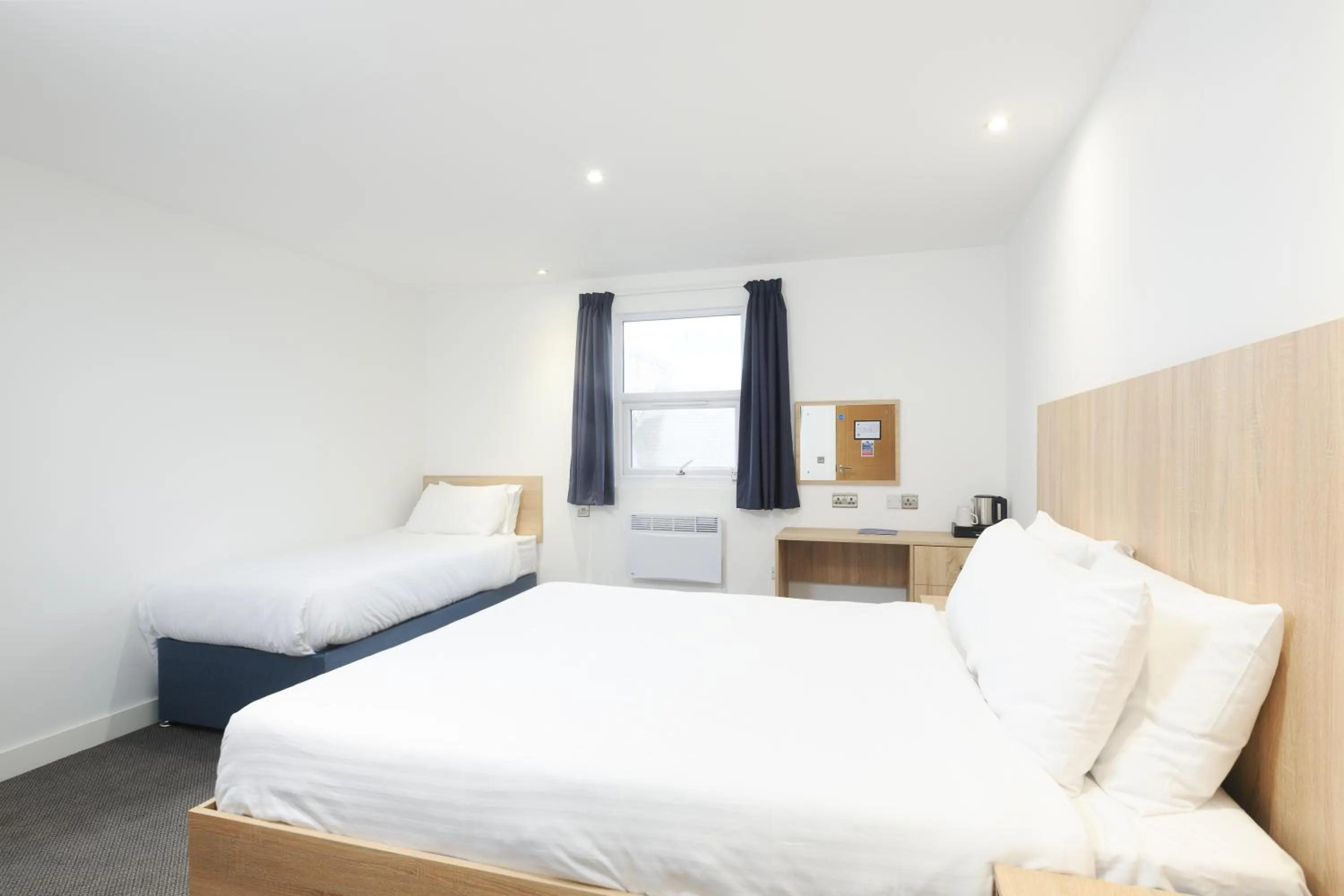 Bed in The Sandringham Hotel