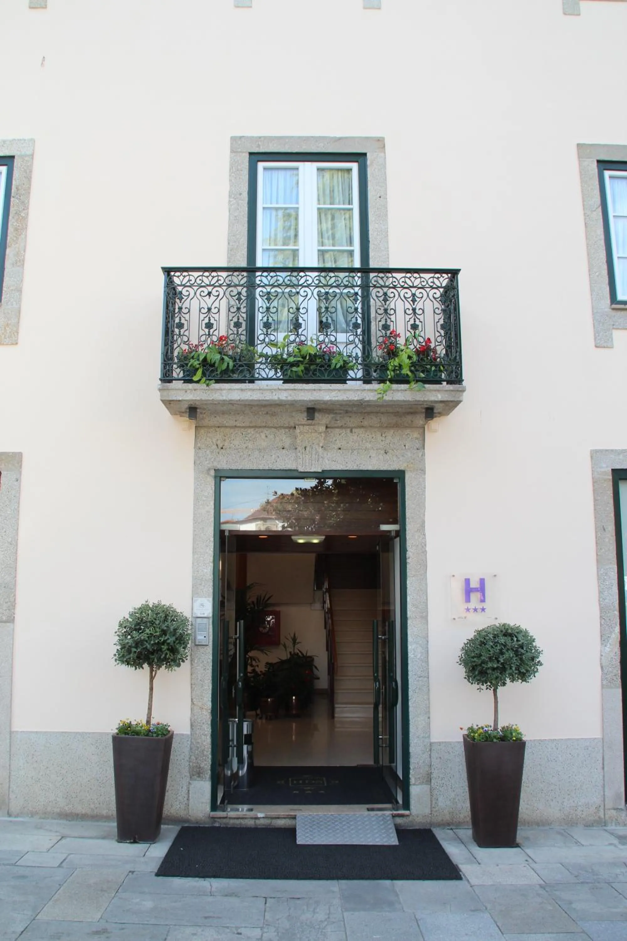 Facade/entrance in Hotel Dona Sofia