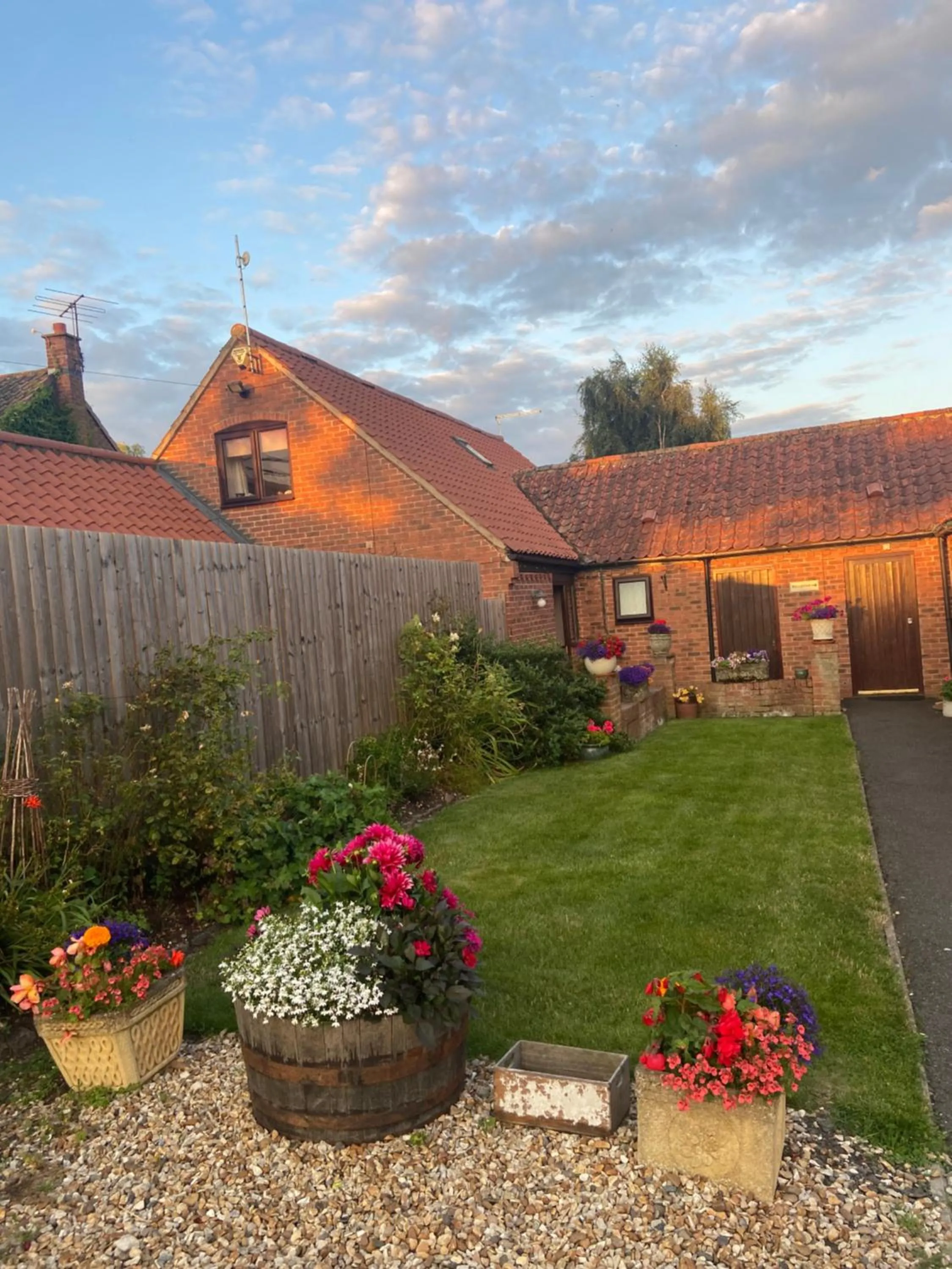 Willow Tree Cottages