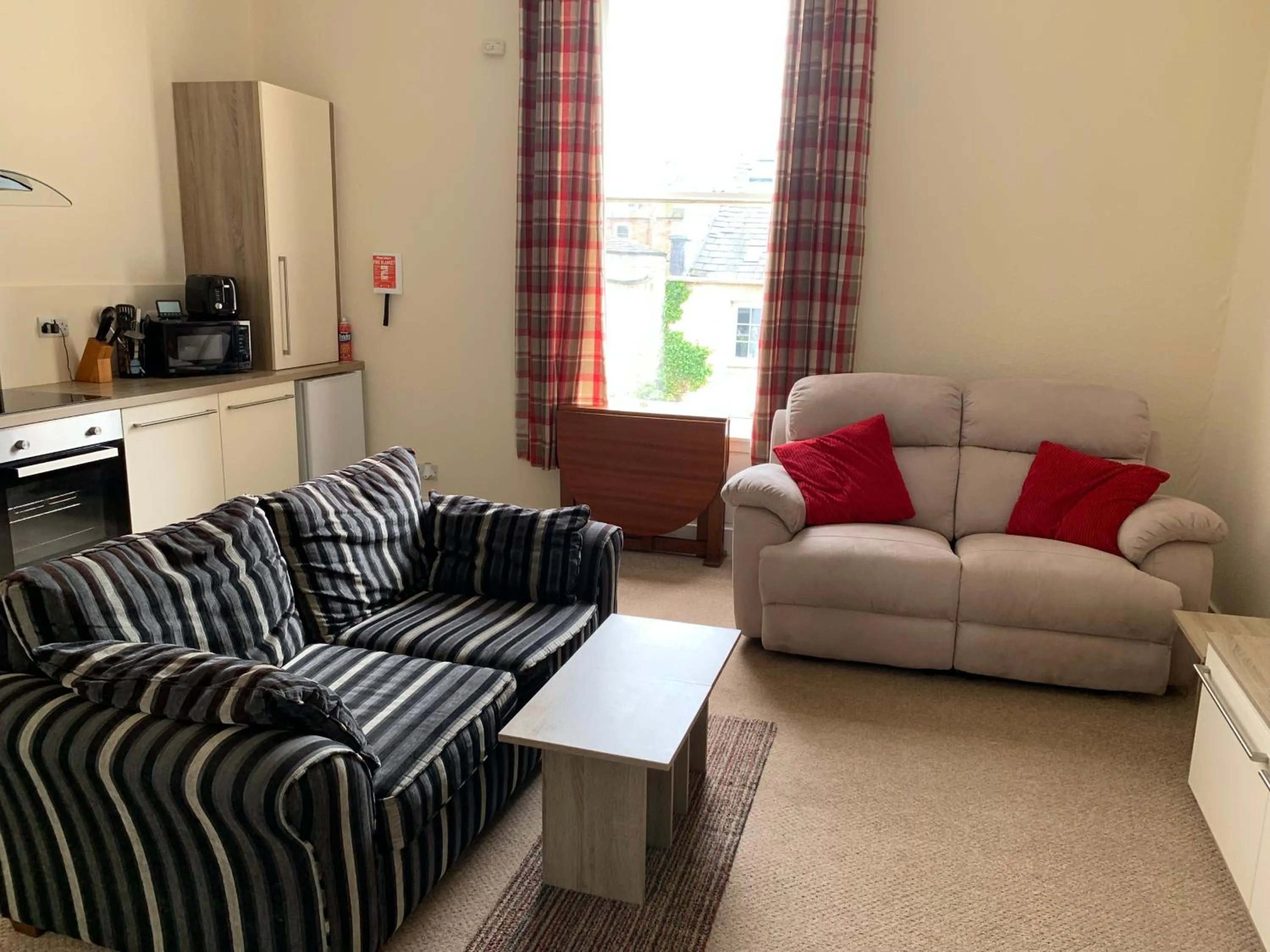 Coffee/tea facilities in Charlotte Street 2 Bedroom Apartment