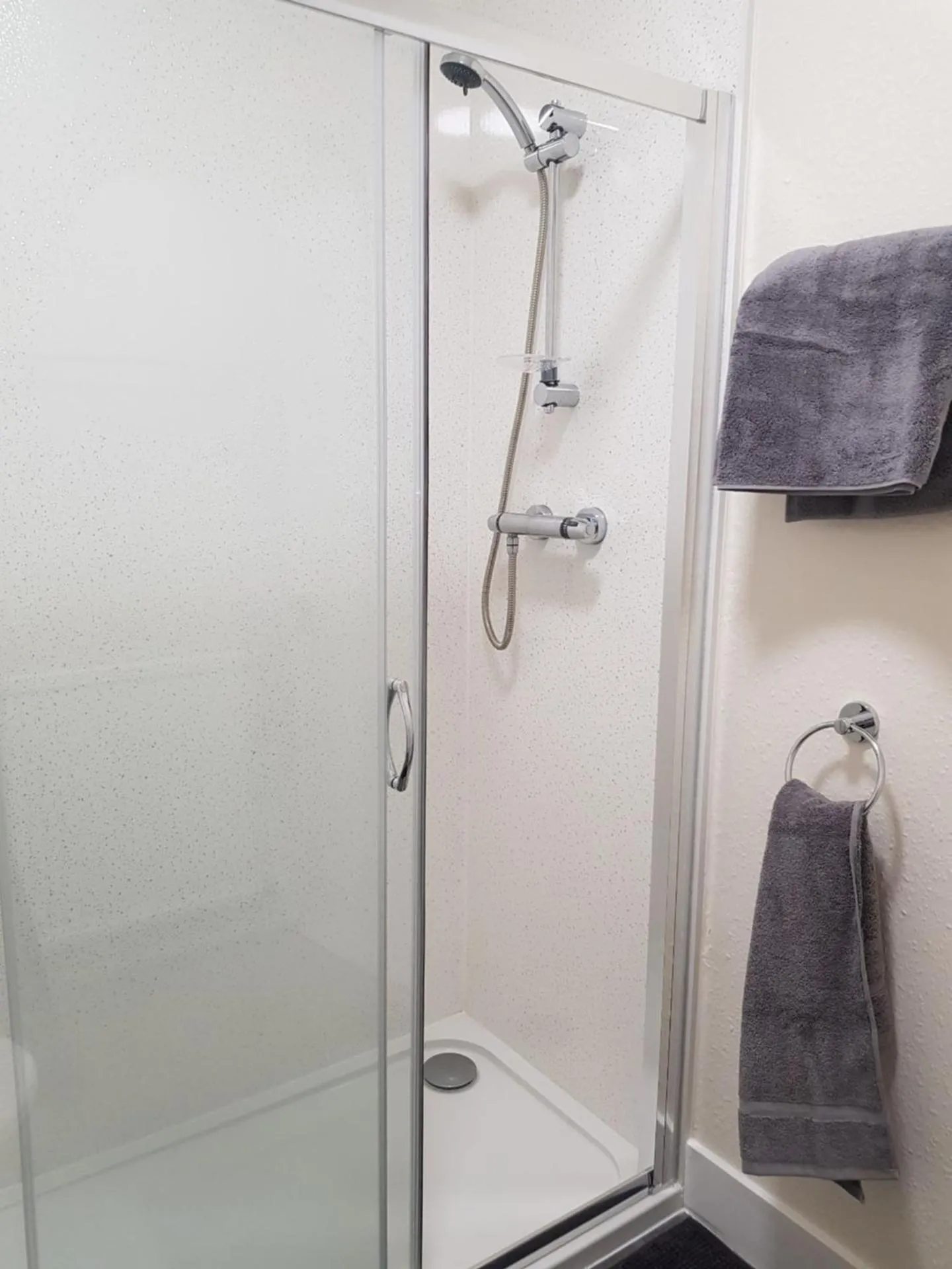 Shower in Charlotte Street 2 Bedroom Apartment