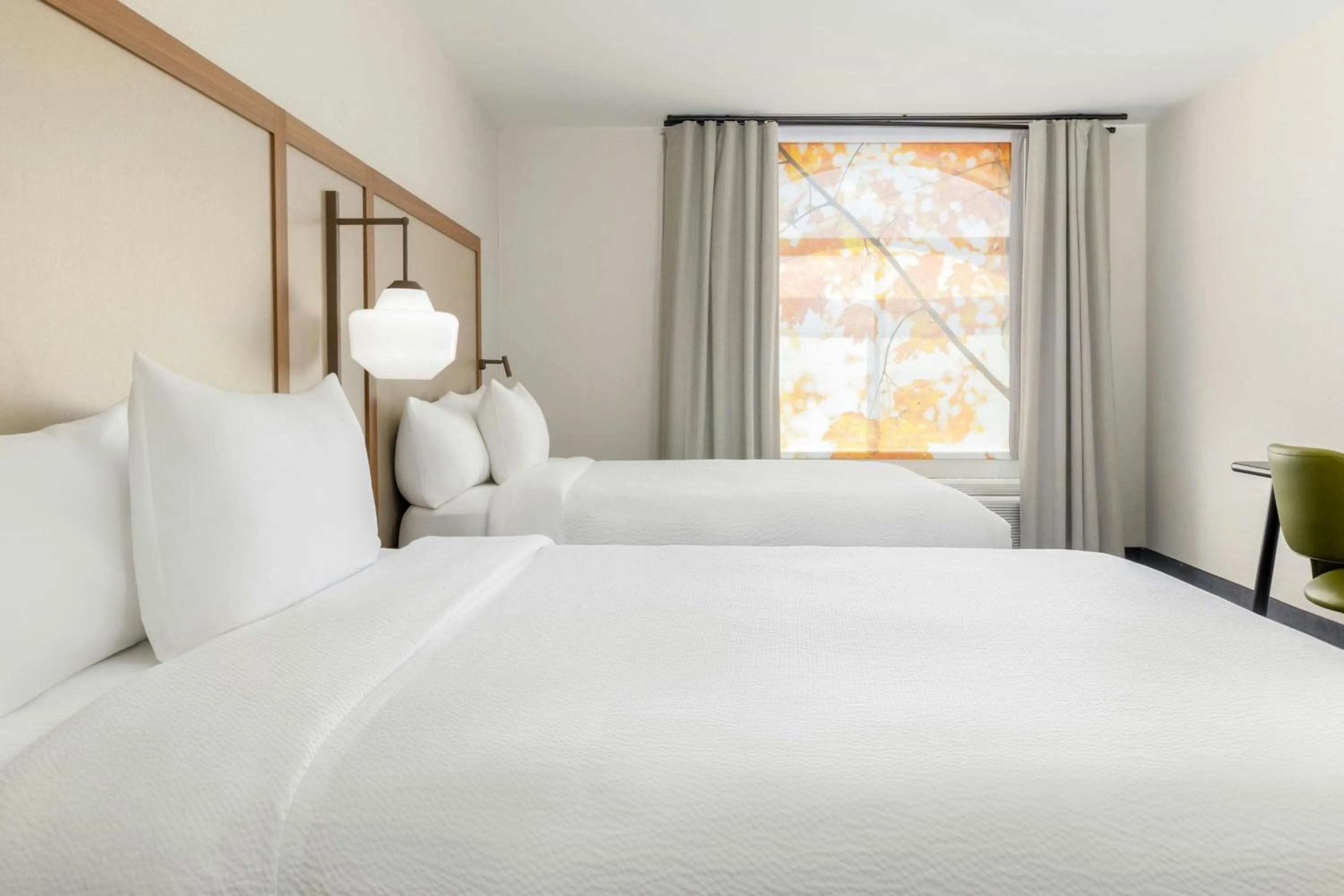 Photo of the whole room, Bed in Fairfield by Marriott Inn & Suites Spokane Airport