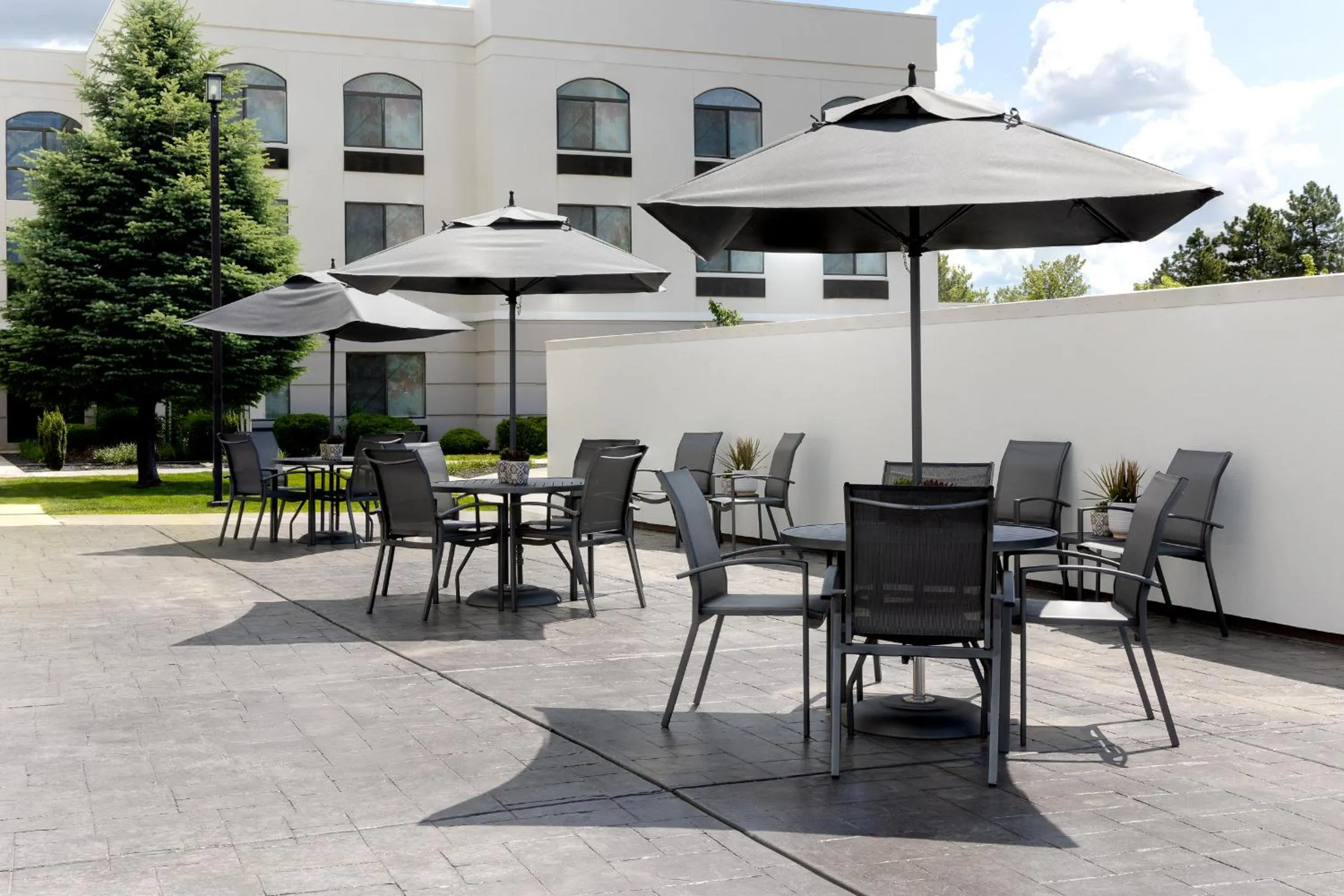Patio in Fairfield by Marriott Inn & Suites Spokane Airport