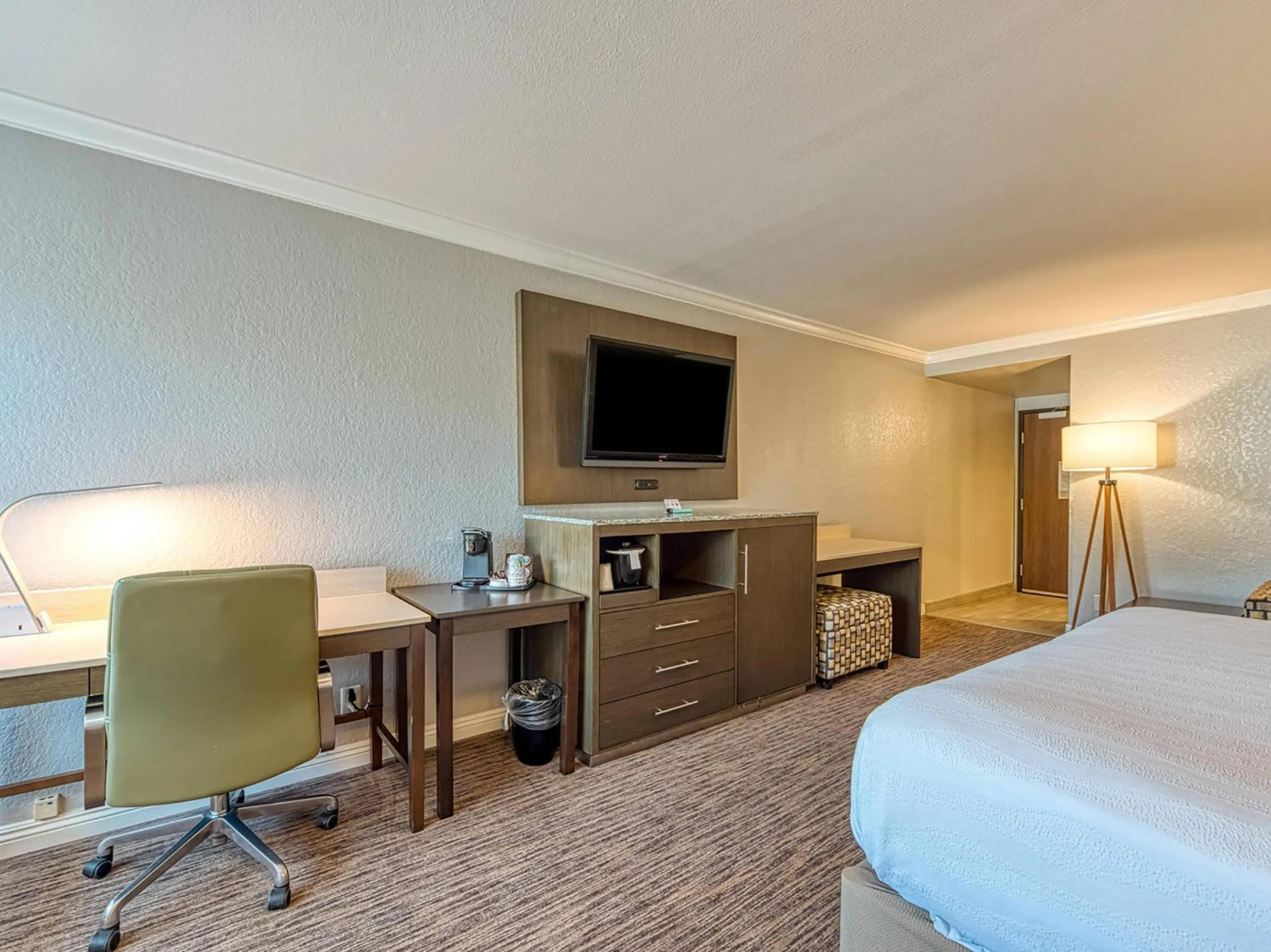 Bedroom, Bed in Amanzi Hotel, an Ascend Collection Hotel