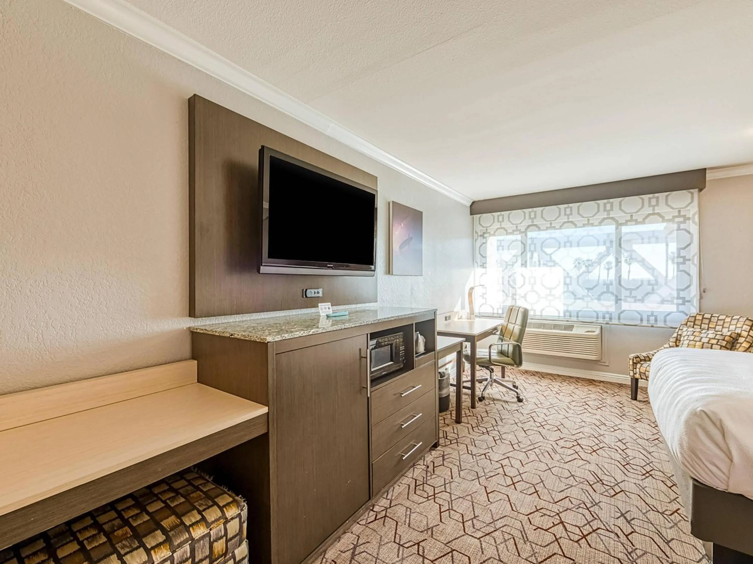 Bedroom, Bed in Amanzi Hotel, an Ascend Collection Hotel