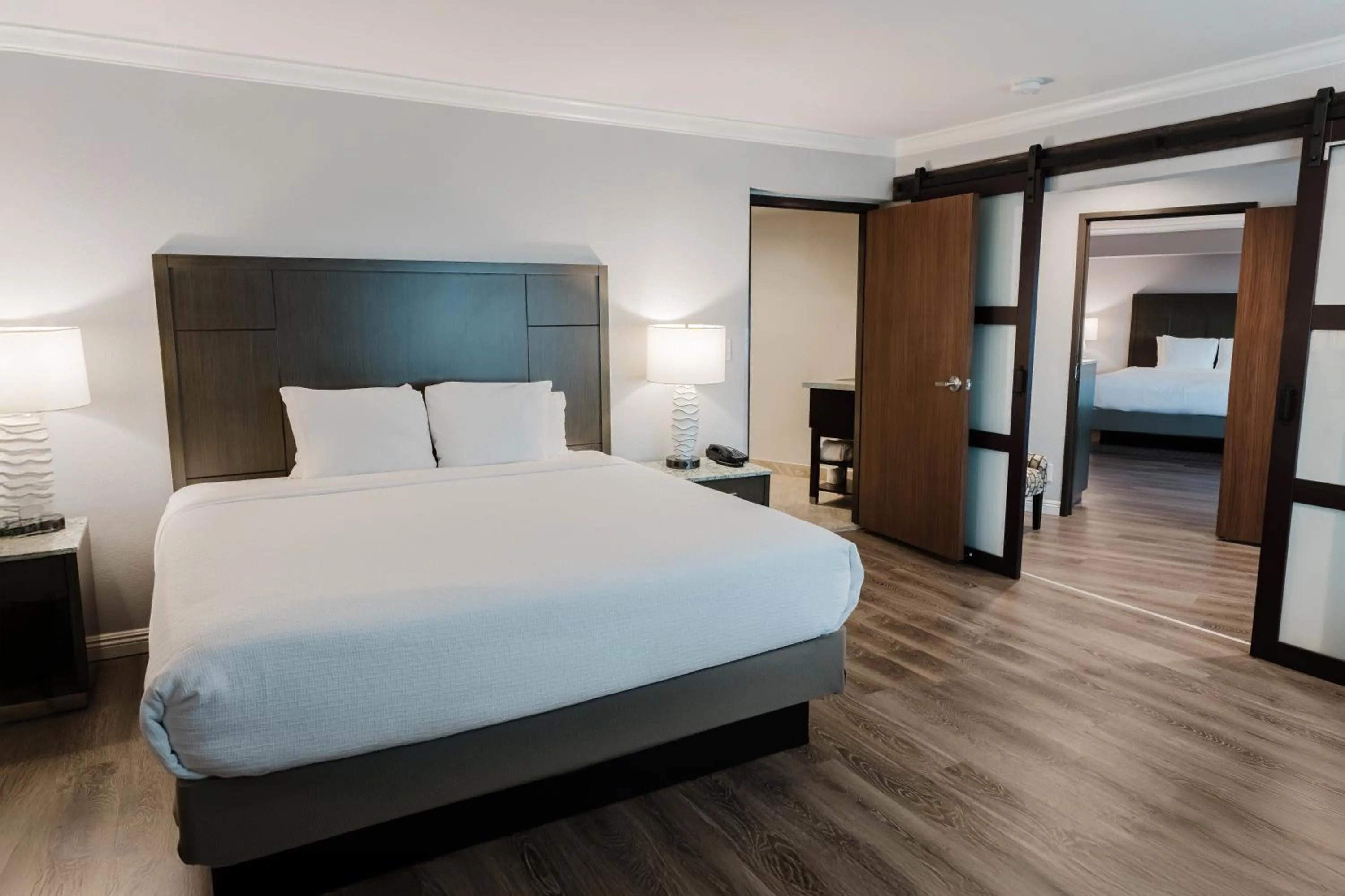 Bedroom, Bed in Amanzi Hotel, an Ascend Collection Hotel