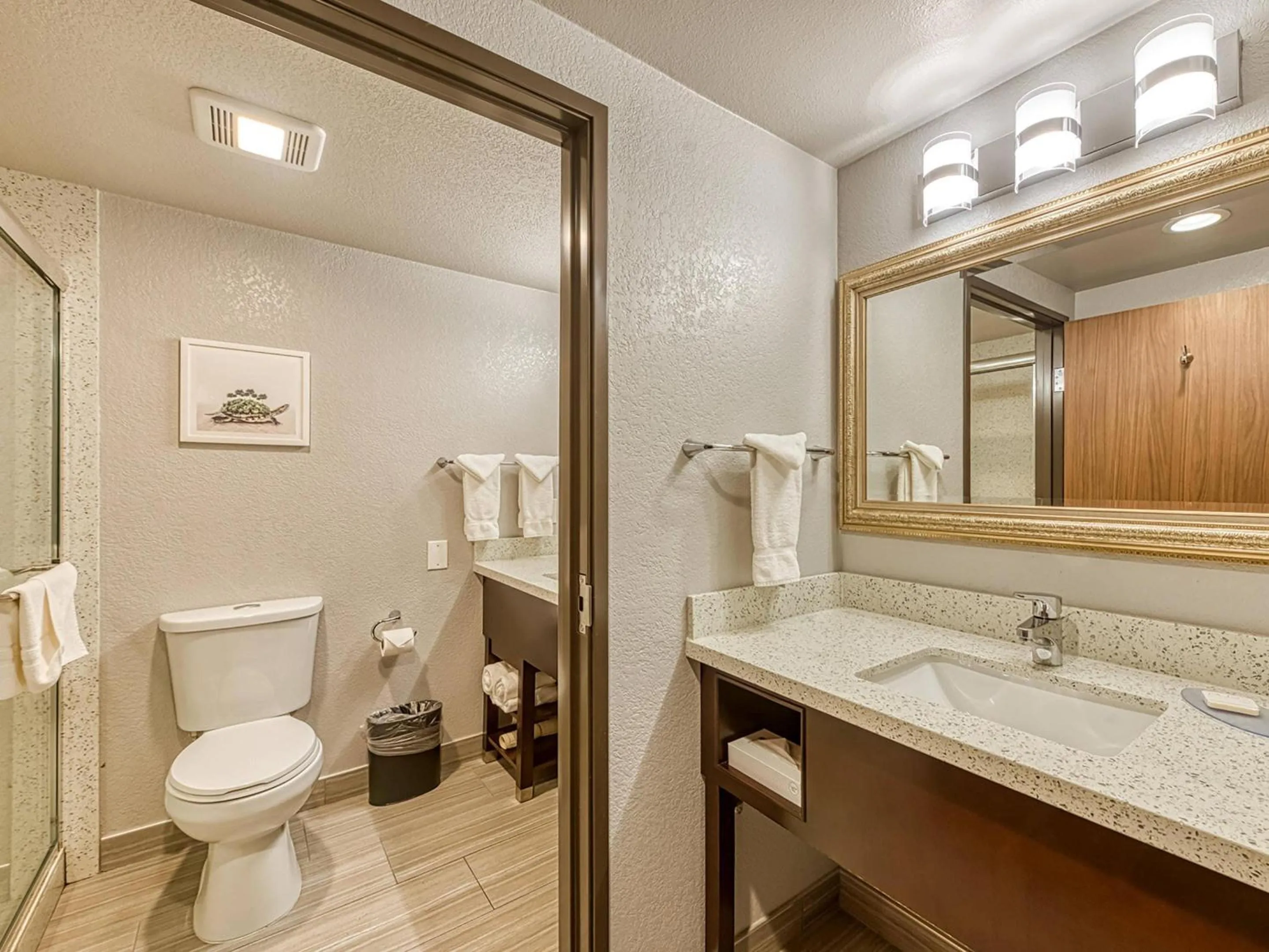 Bedroom in Amanzi Hotel, an Ascend Collection Hotel