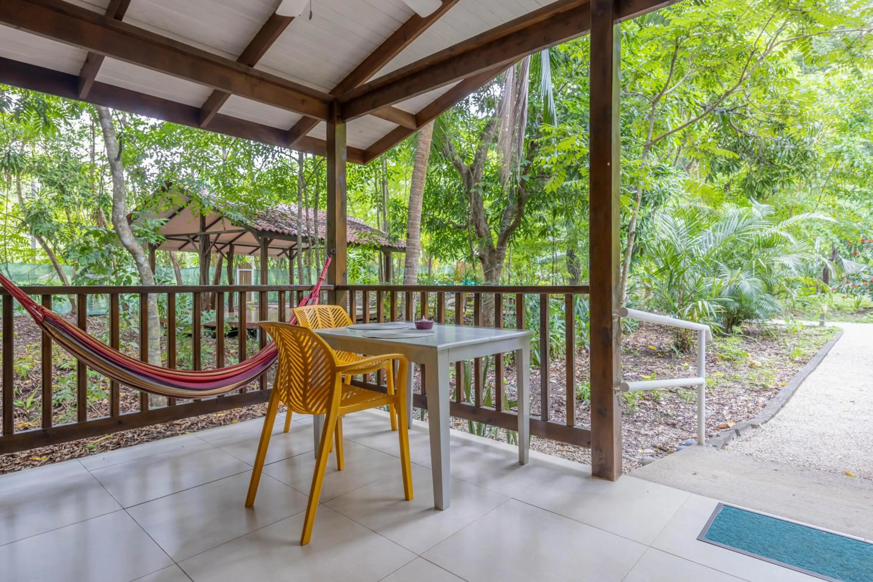 Chalet in Boho lodge Montezuma l&l